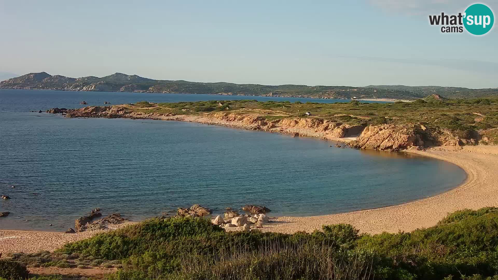 Web kamera uživo Cala Pischina plaža – Aglientu – Sardinija