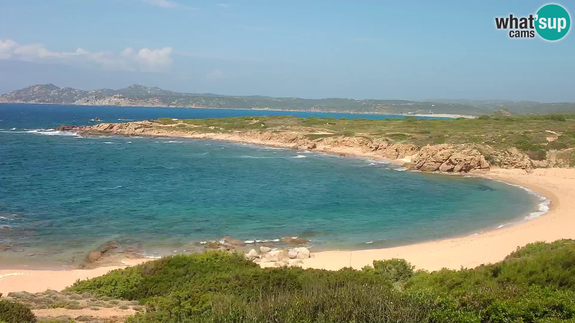 Spletna kamera v živo Plaža Cala Pischina – Aglientu – Sardinija