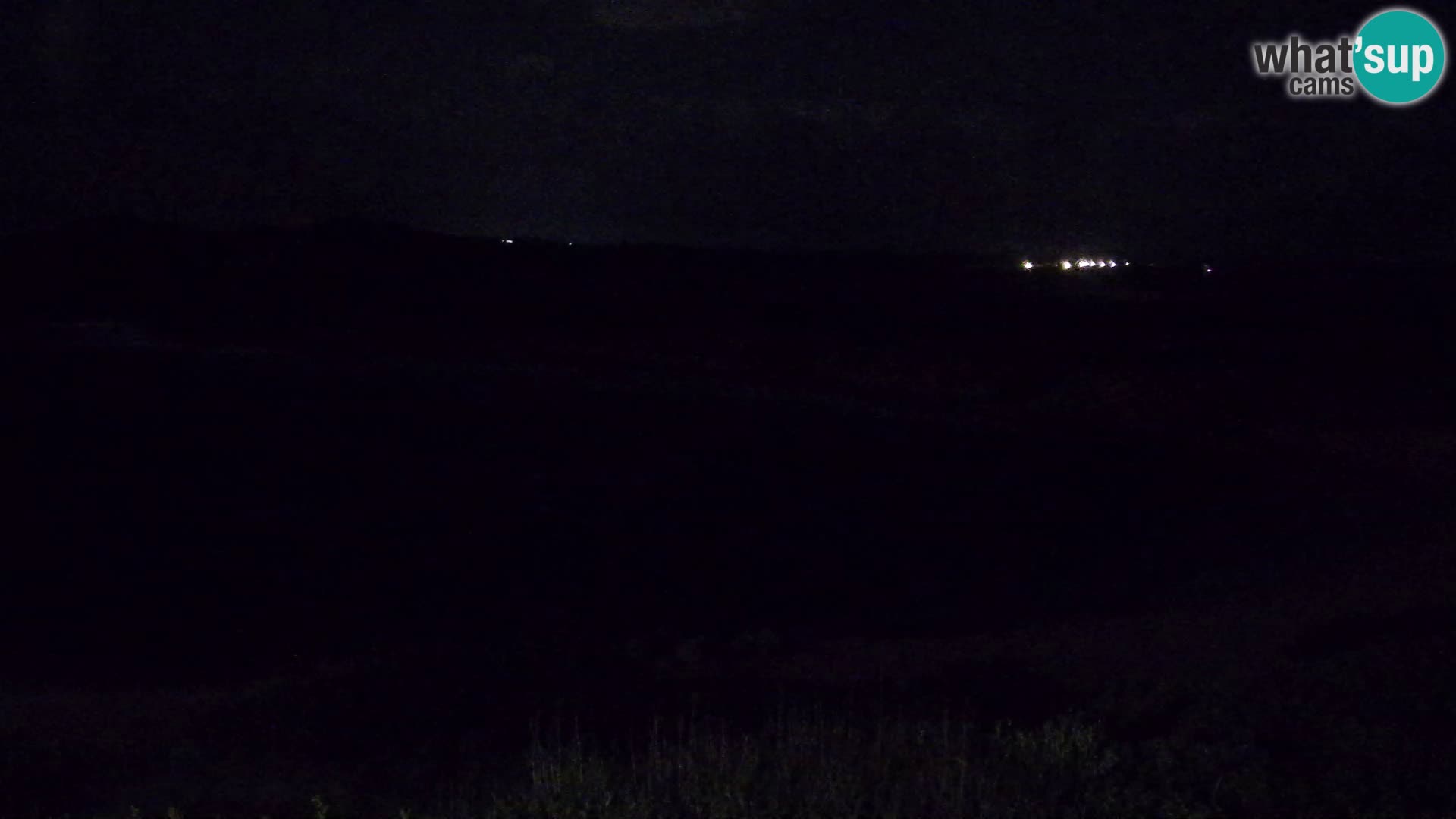 Spletna kamera v živo Plaža Cala Pischina – Aglientu – Sardinija
