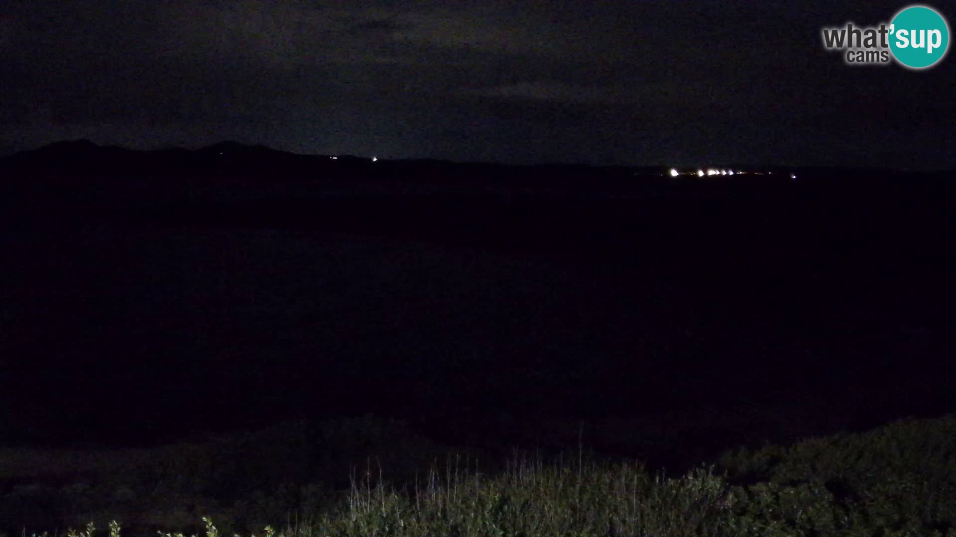 Spletna kamera v živo Plaža Cala Pischina – Aglientu – Sardinija