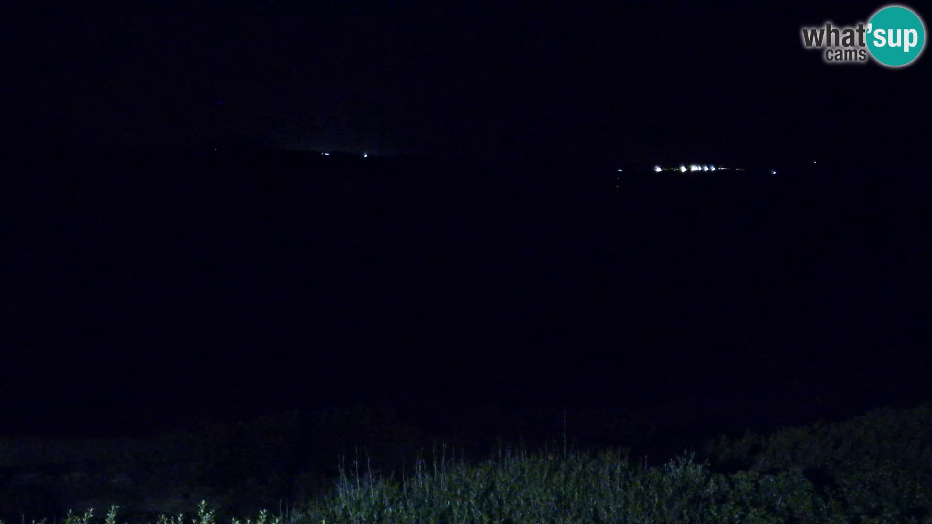 Spletna kamera v živo Plaža Cala Pischina – Aglientu – Sardinija