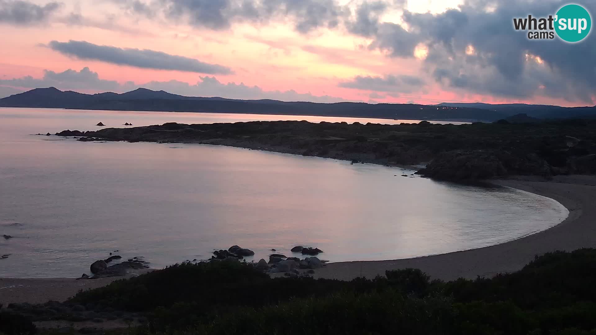 Web kamera uživo Cala Pischina plaža – Aglientu – Sardinija
