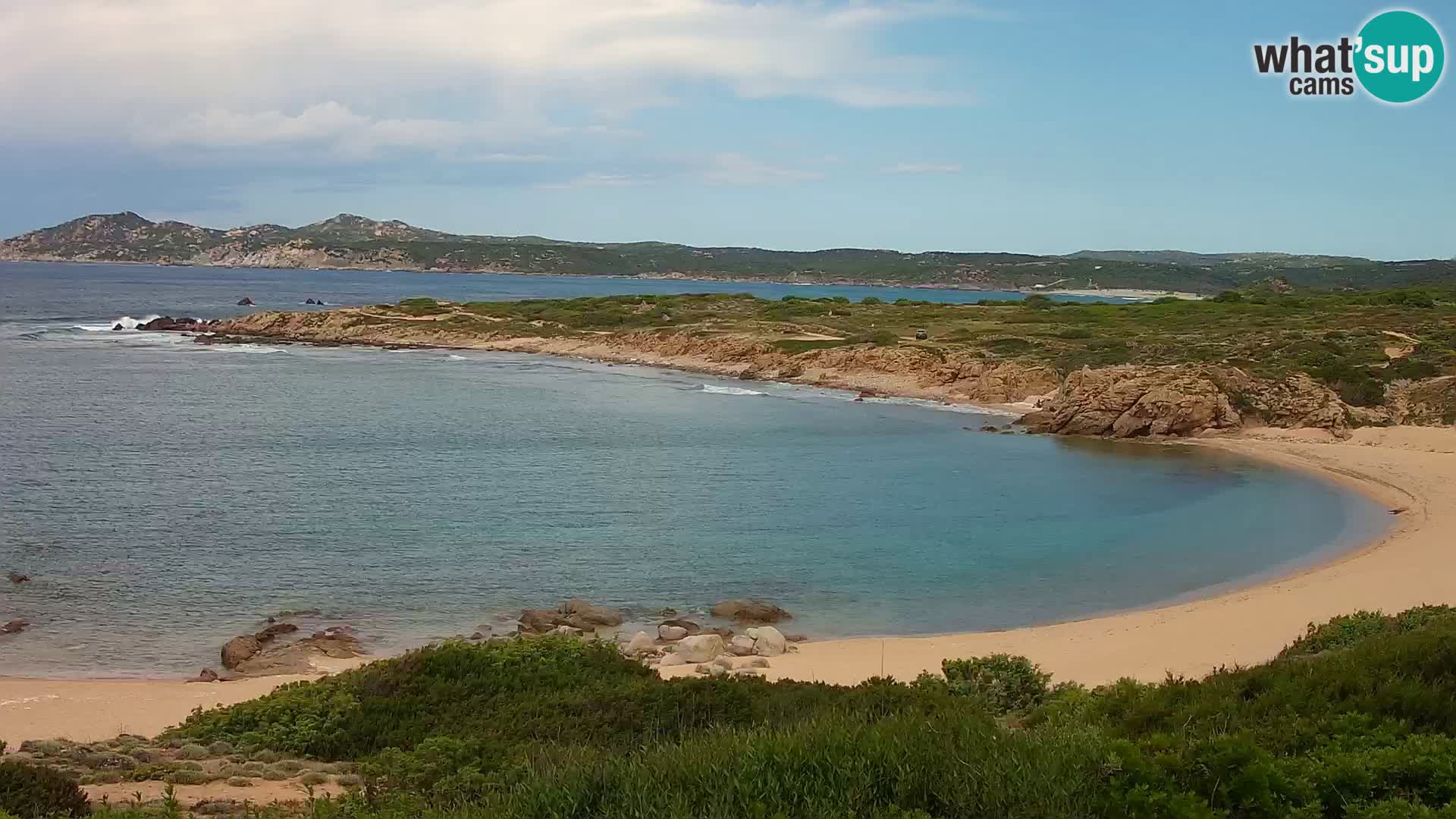Spletna kamera v živo Plaža Cala Pischina – Aglientu – Sardinija