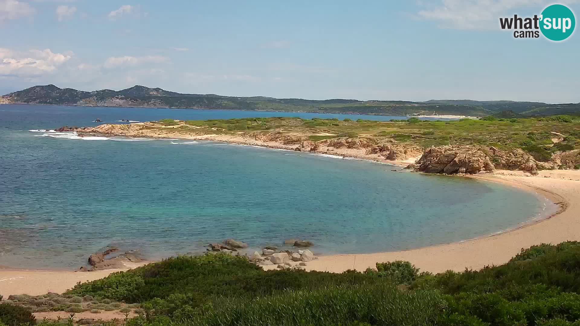 Spletna kamera v živo Plaža Cala Pischina – Aglientu – Sardinija