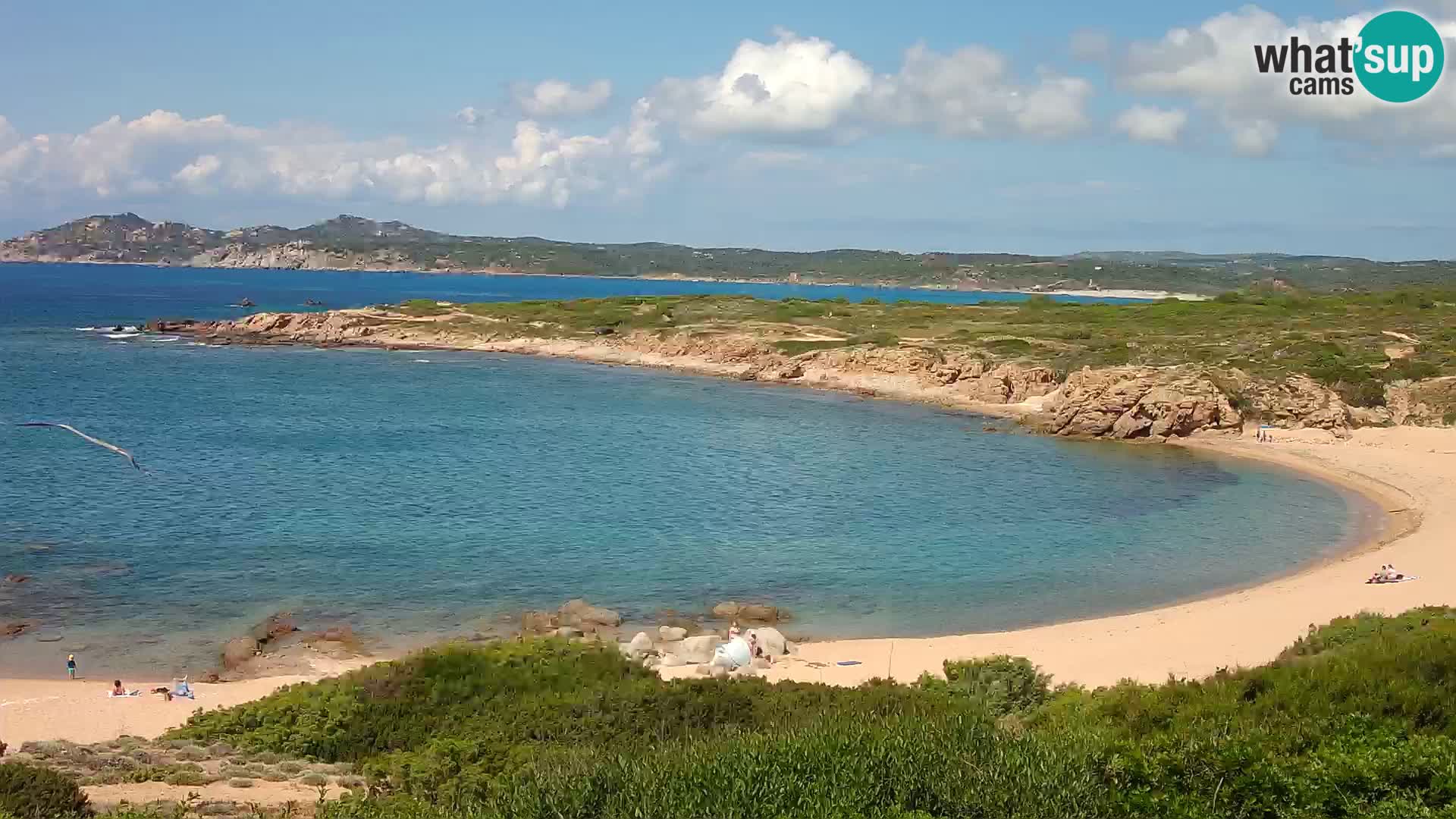 Spletna kamera v živo Plaža Cala Pischina – Aglientu – Sardinija