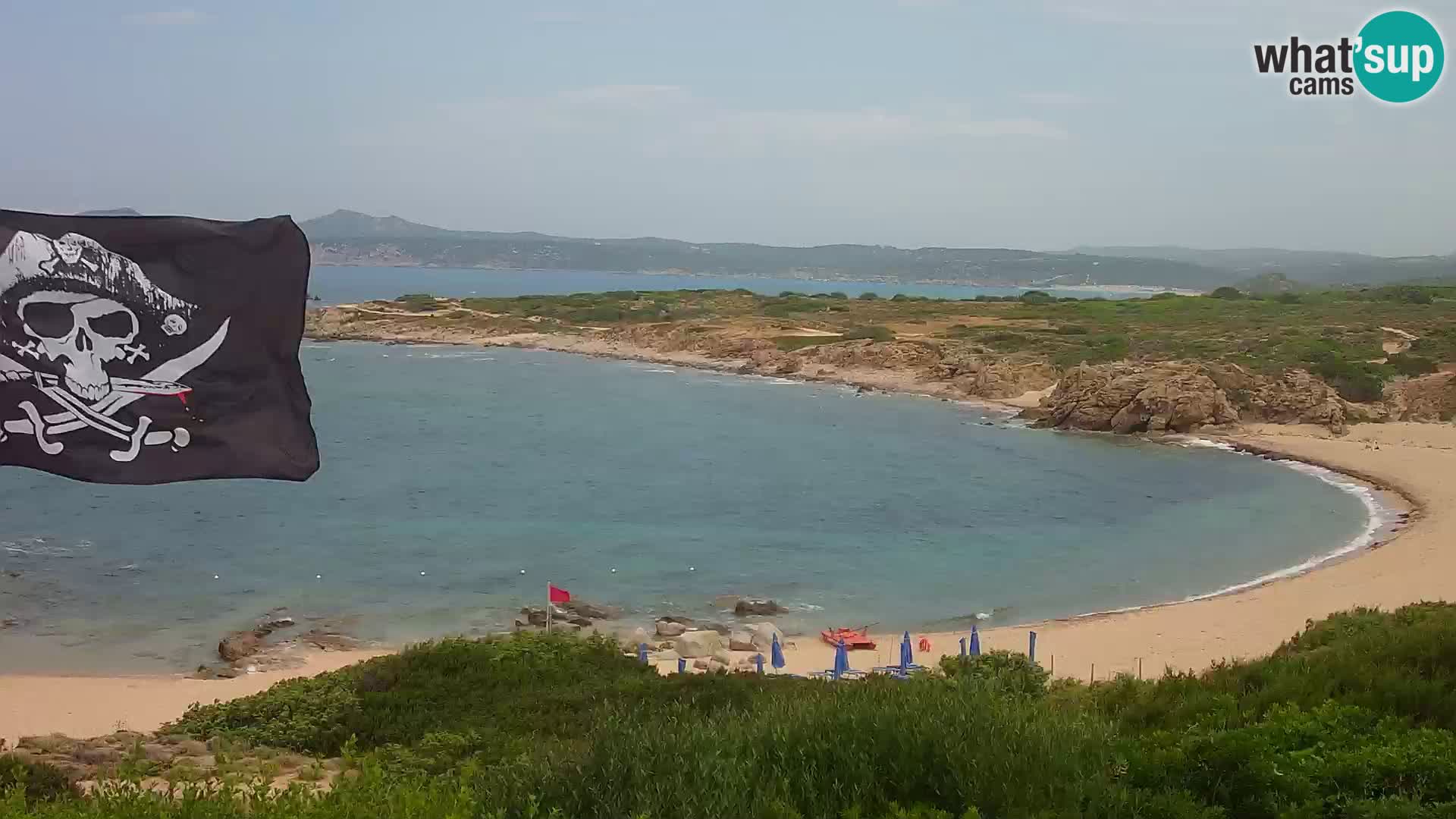 Spletna kamera v živo Plaža Cala Pischina – Aglientu – Sardinija