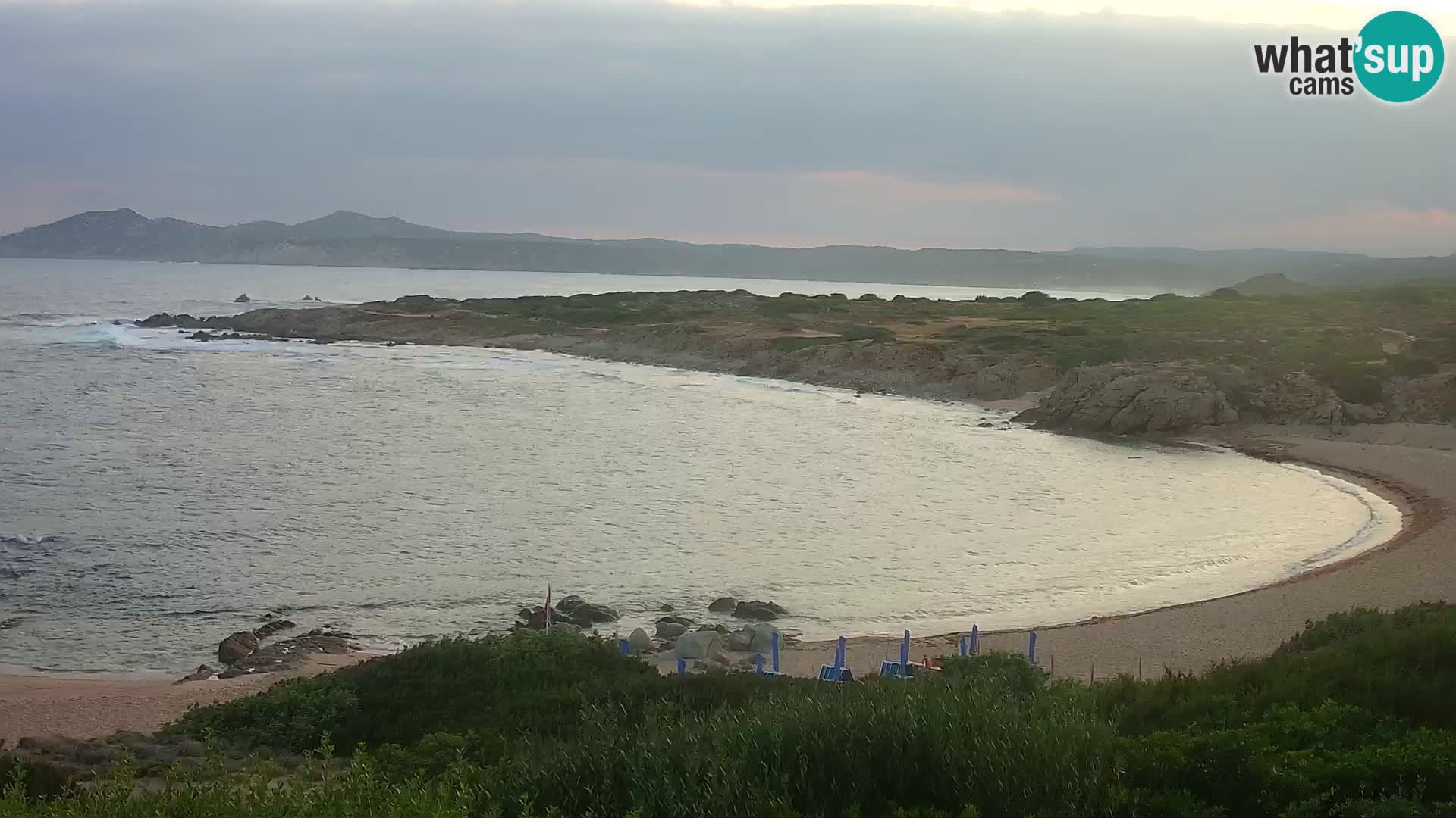 Web kamera uživo Cala Pischina plaža – Aglientu – Sardinija