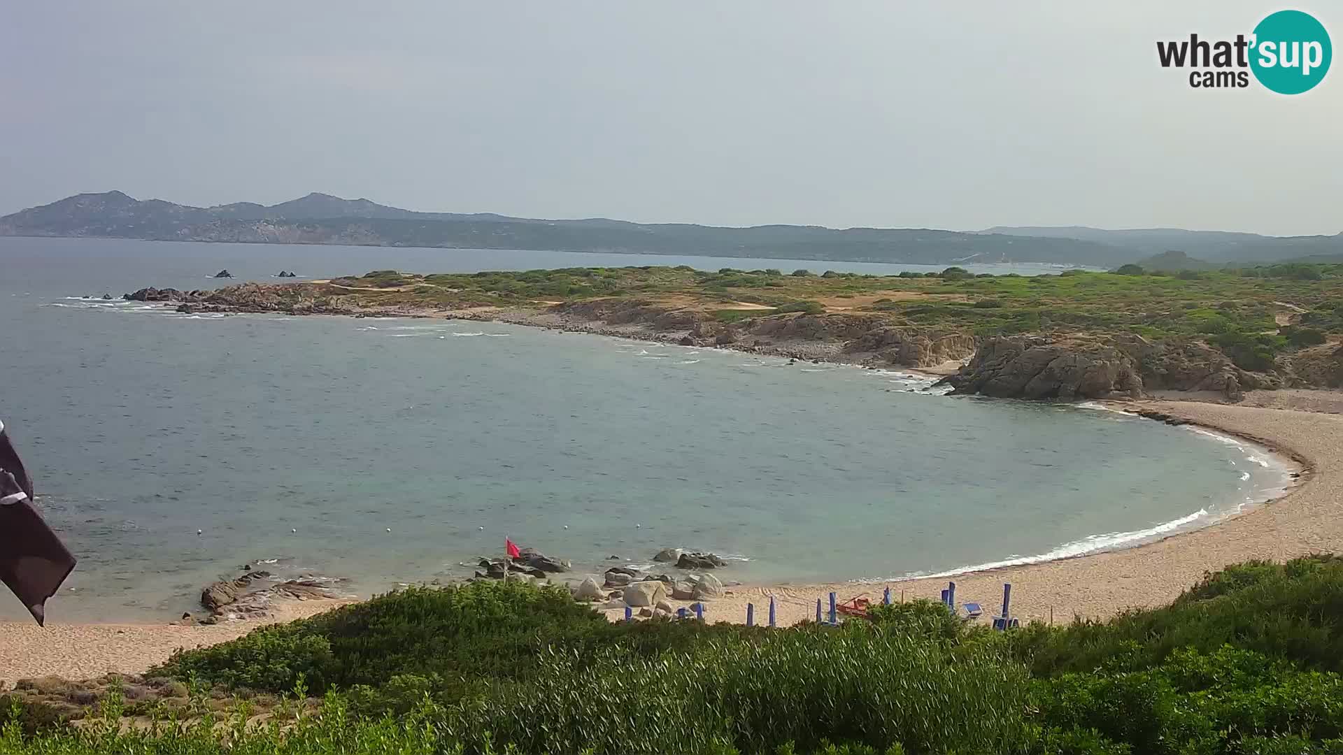 Spletna kamera v živo Plaža Cala Pischina – Aglientu – Sardinija