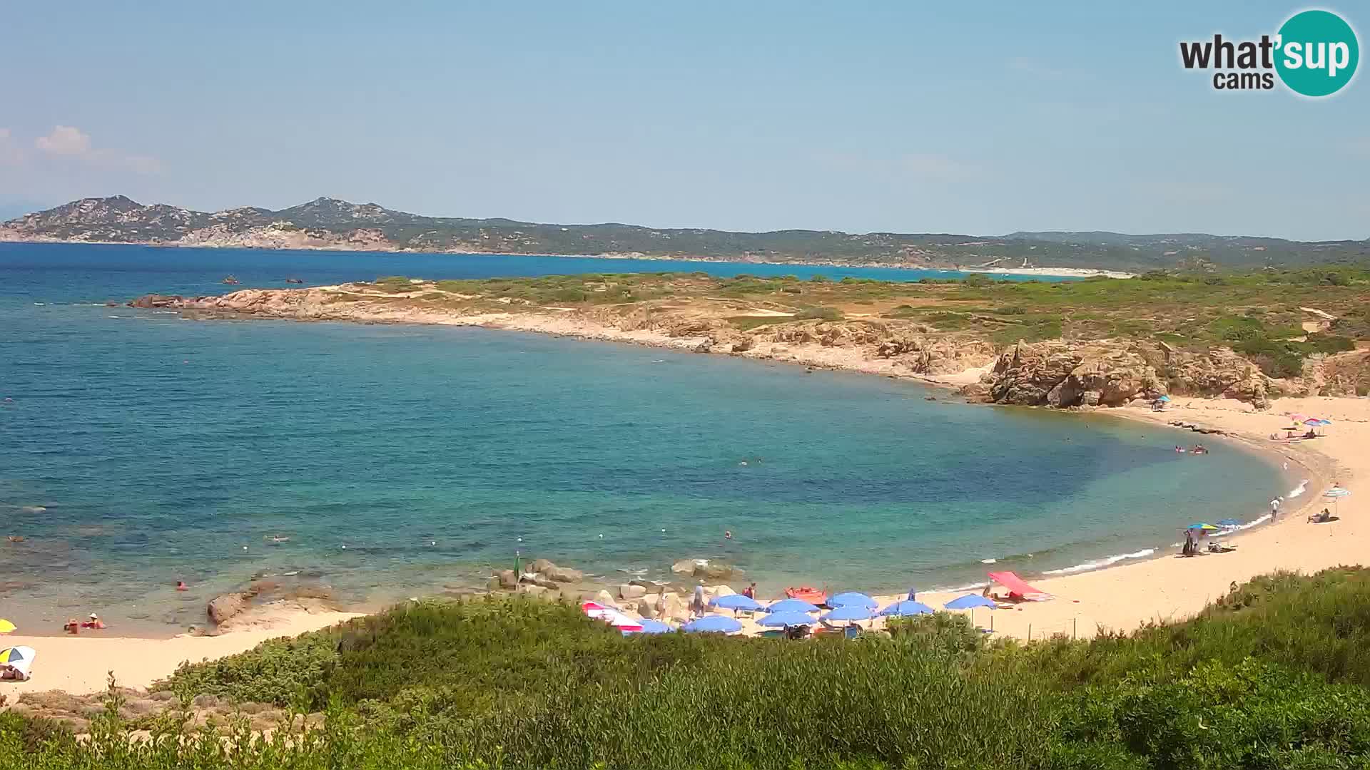 Spletna kamera v živo Plaža Cala Pischina – Aglientu – Sardinija