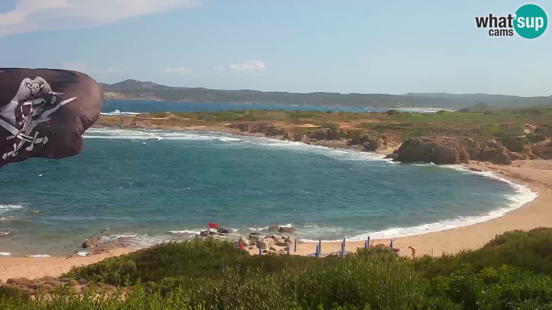 Spletna kamera v živo Plaža Cala Pischina – Aglientu – Sardinija