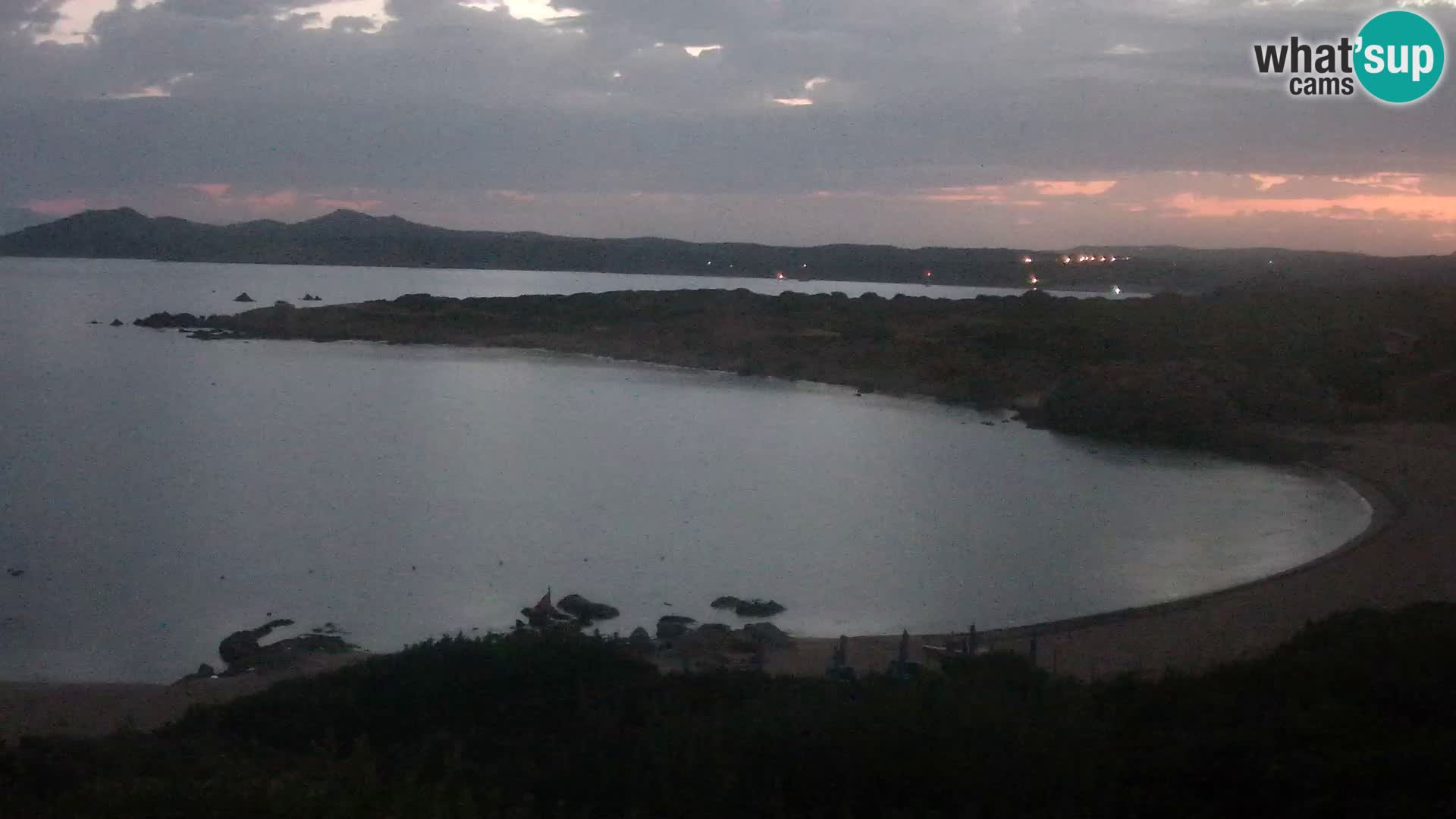 Web kamera uživo Cala Pischina plaža – Aglientu – Sardinija
