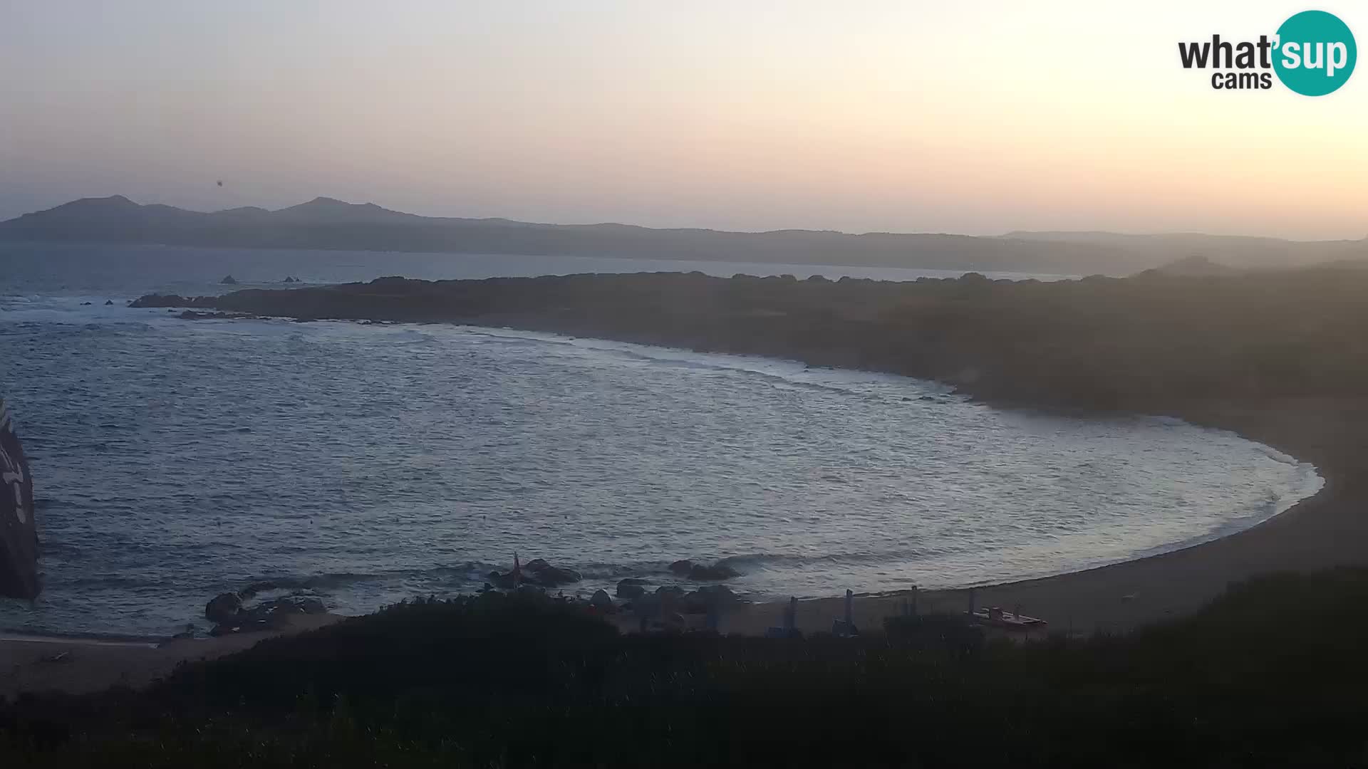 Web kamera uživo Cala Pischina plaža – Aglientu – Sardinija