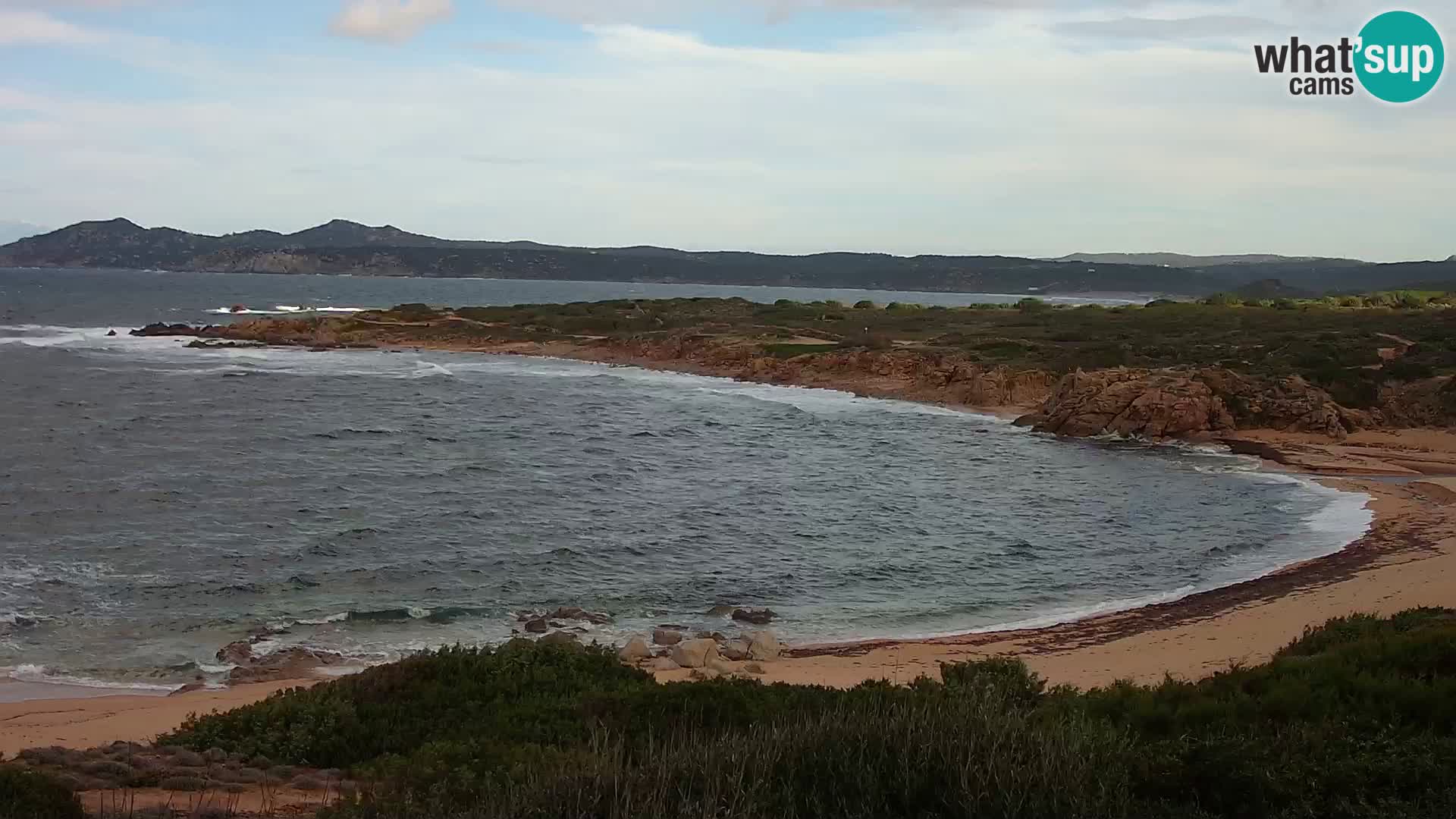 Web kamera uživo Cala Pischina plaža – Aglientu – Sardinija