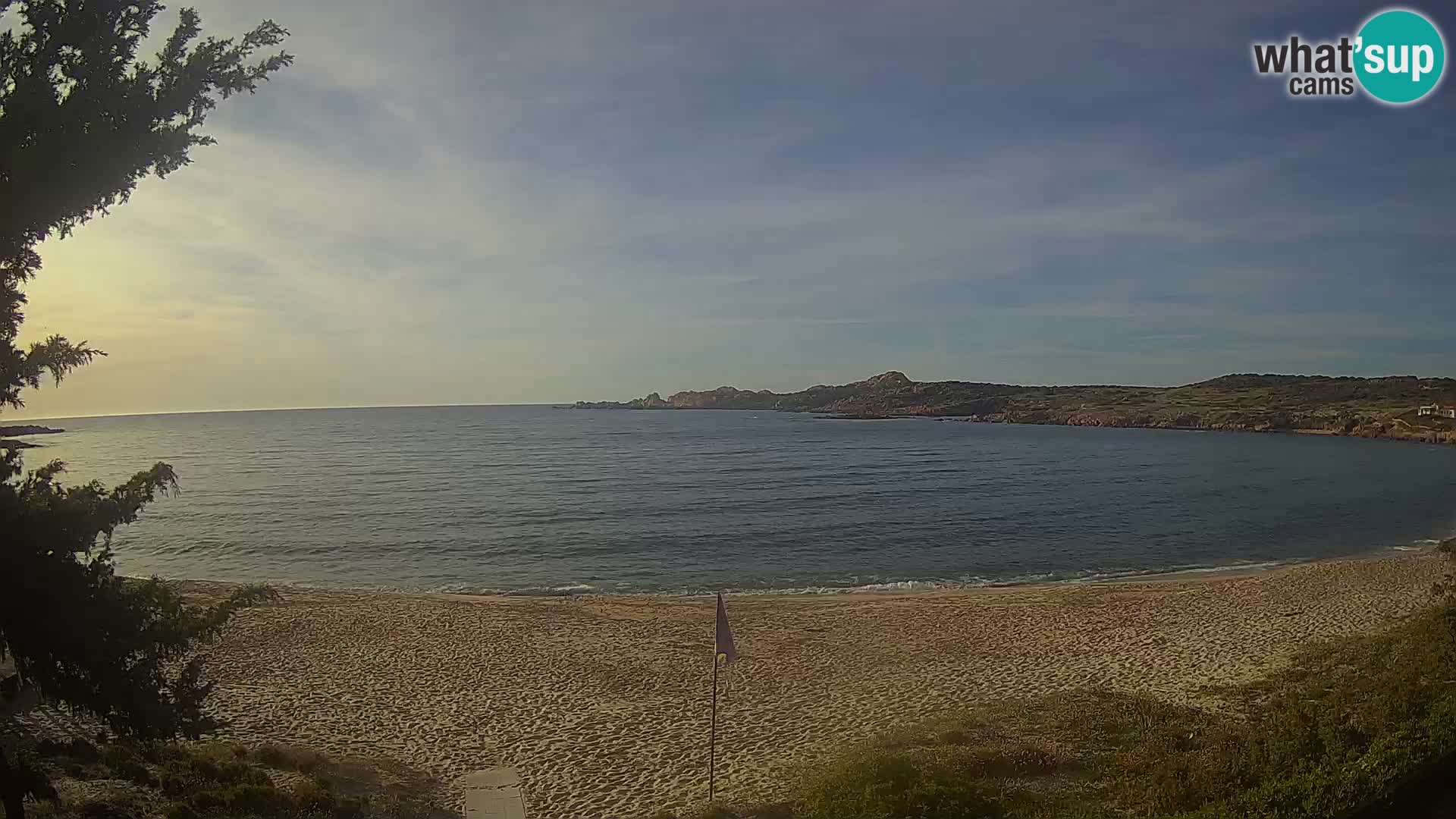 Spletna kamera La Marinedda – Isola Rossa – Agultu – Sardinija – Italija