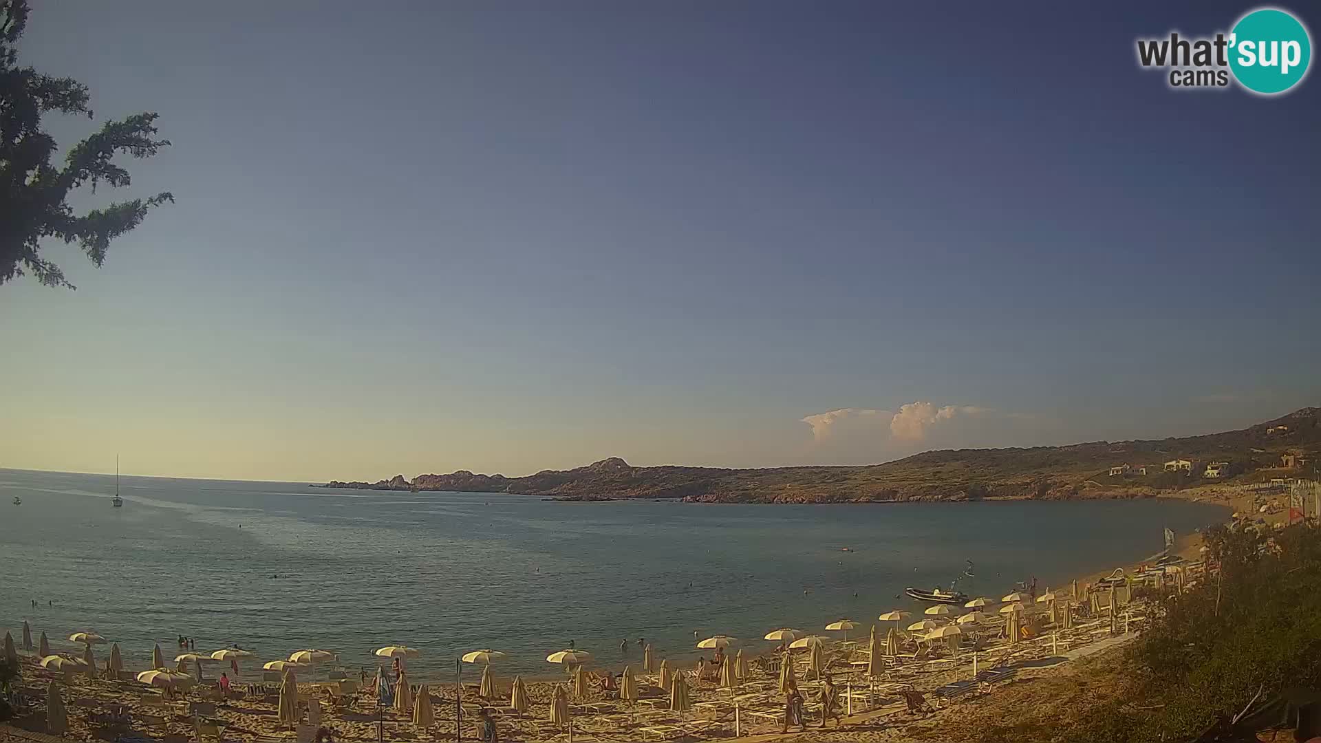 Spletna kamera La Marinedda – Isola Rossa – Agultu – Sardinija – Italija
