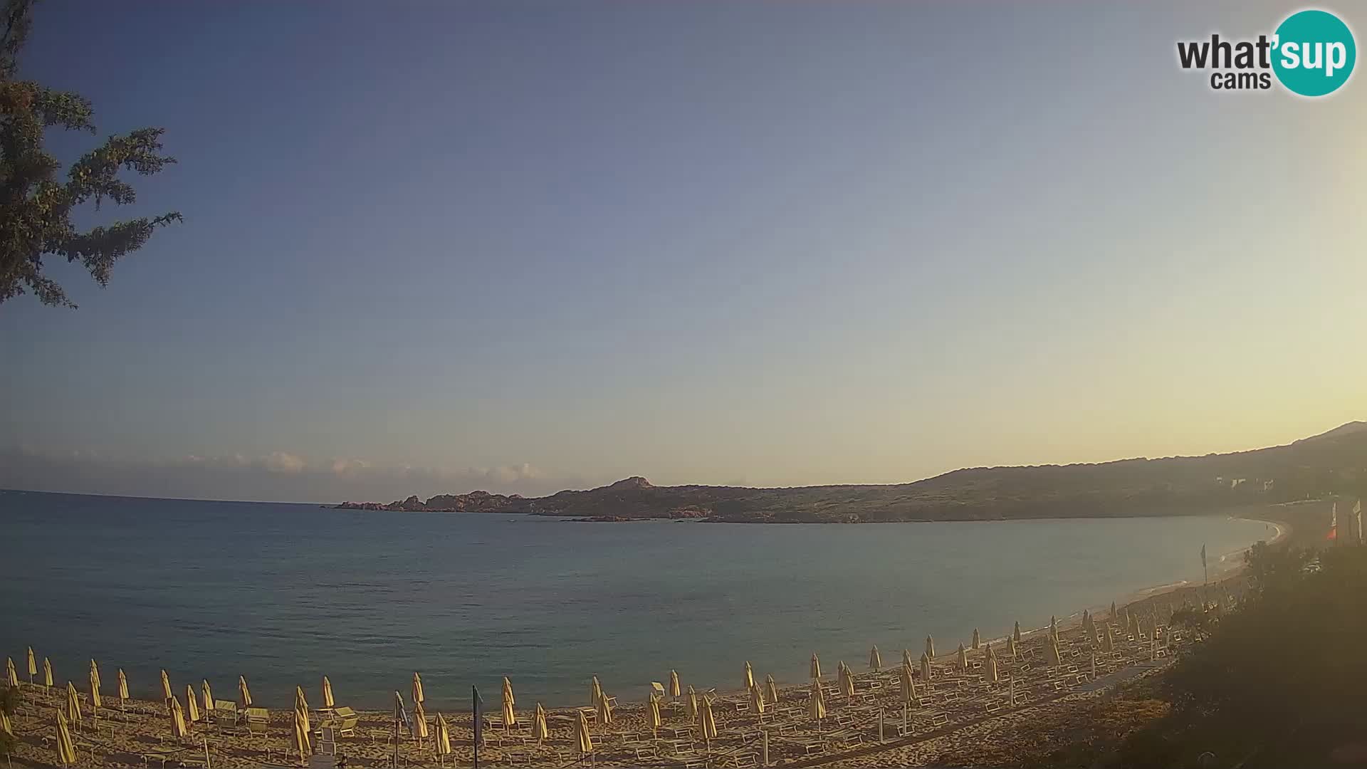 Spletna kamera La Marinedda – Isola Rossa – Agultu – Sardinija – Italija