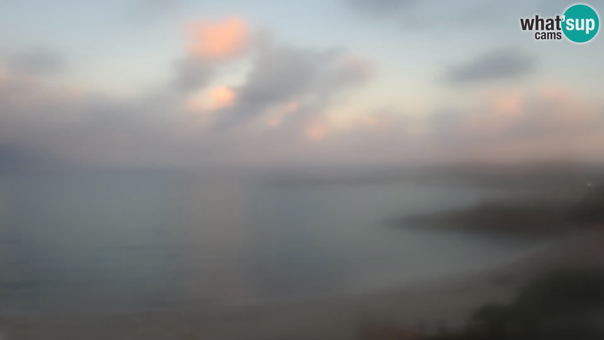 Beach Isola Rossa Webcam – Live View of Sardegna’s Stunning Shoreline