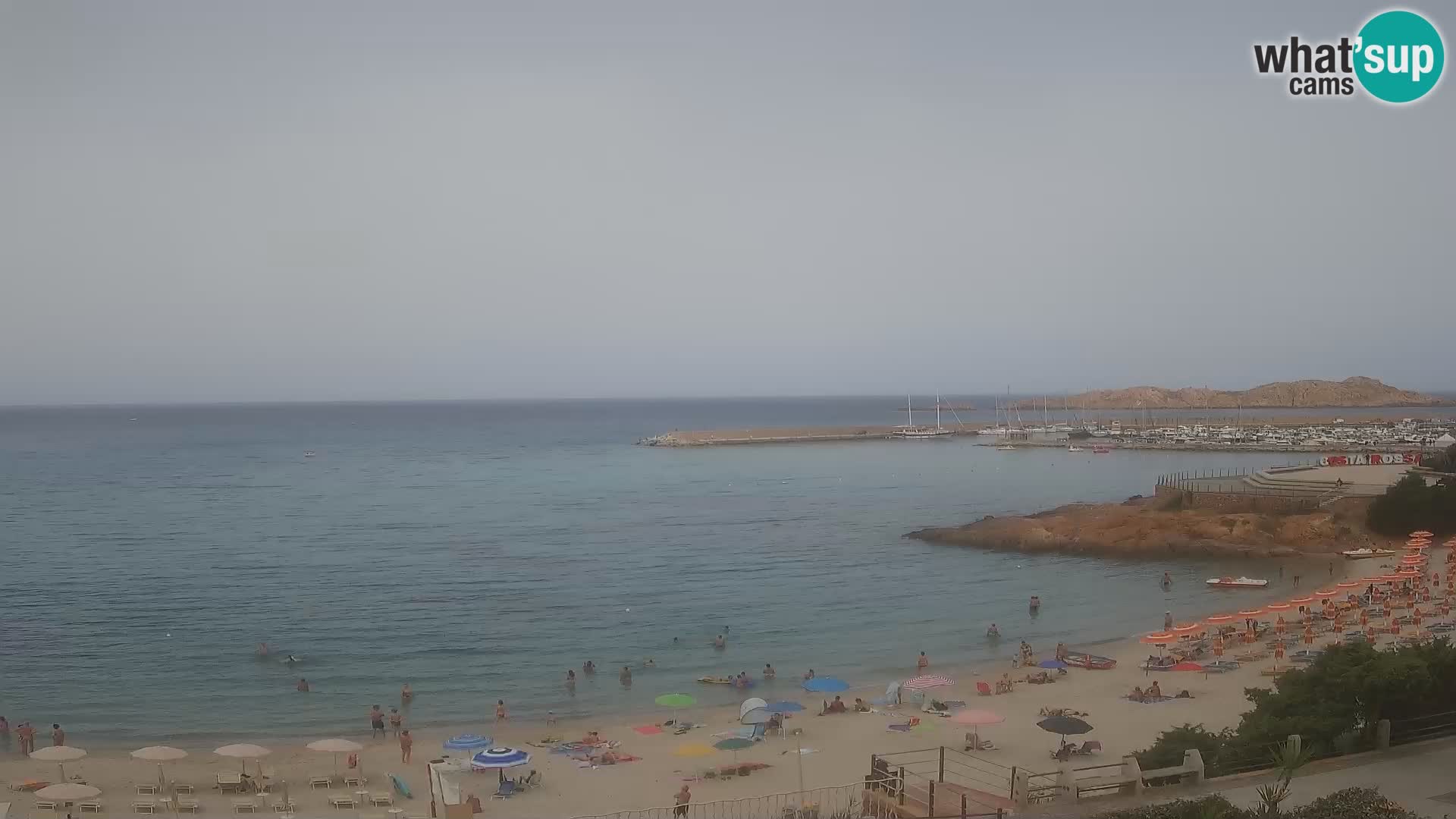 Spletna kamera plaže Isola Rossa – V živo si oglejte čudovito obalo Sardinije