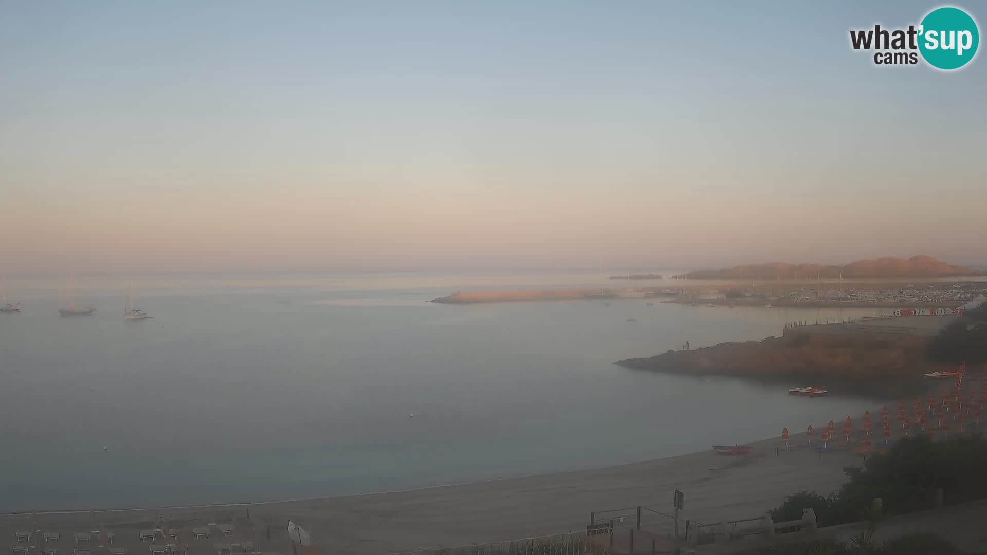 Webcam de la plage d’Isola Rossa – Vue en direct de la magnifique côte de la Sardaigne
