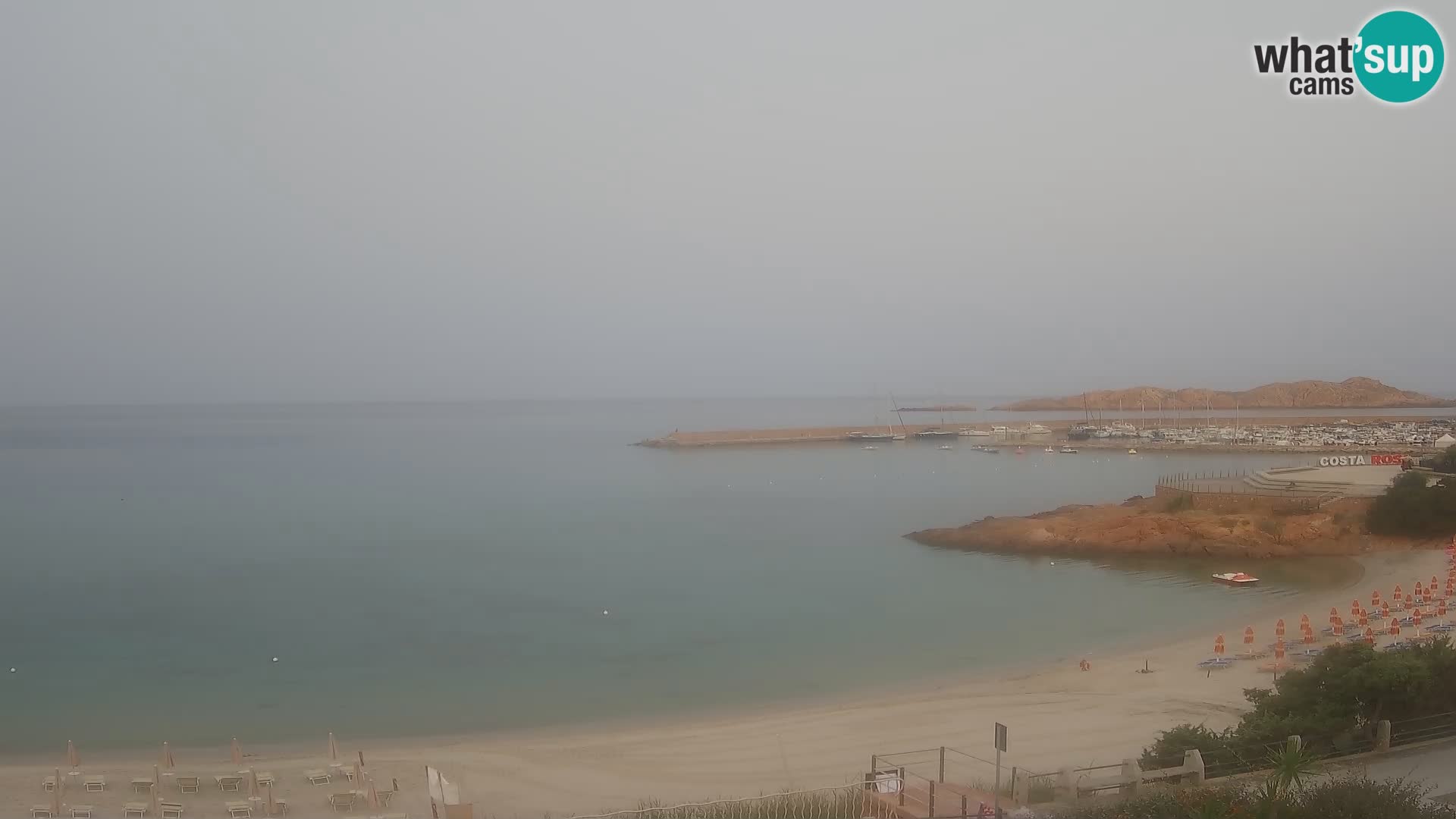 Webcam della spiaggia di Isola Rossa – Vista in diretta della meravigliosa costa della Sardegna