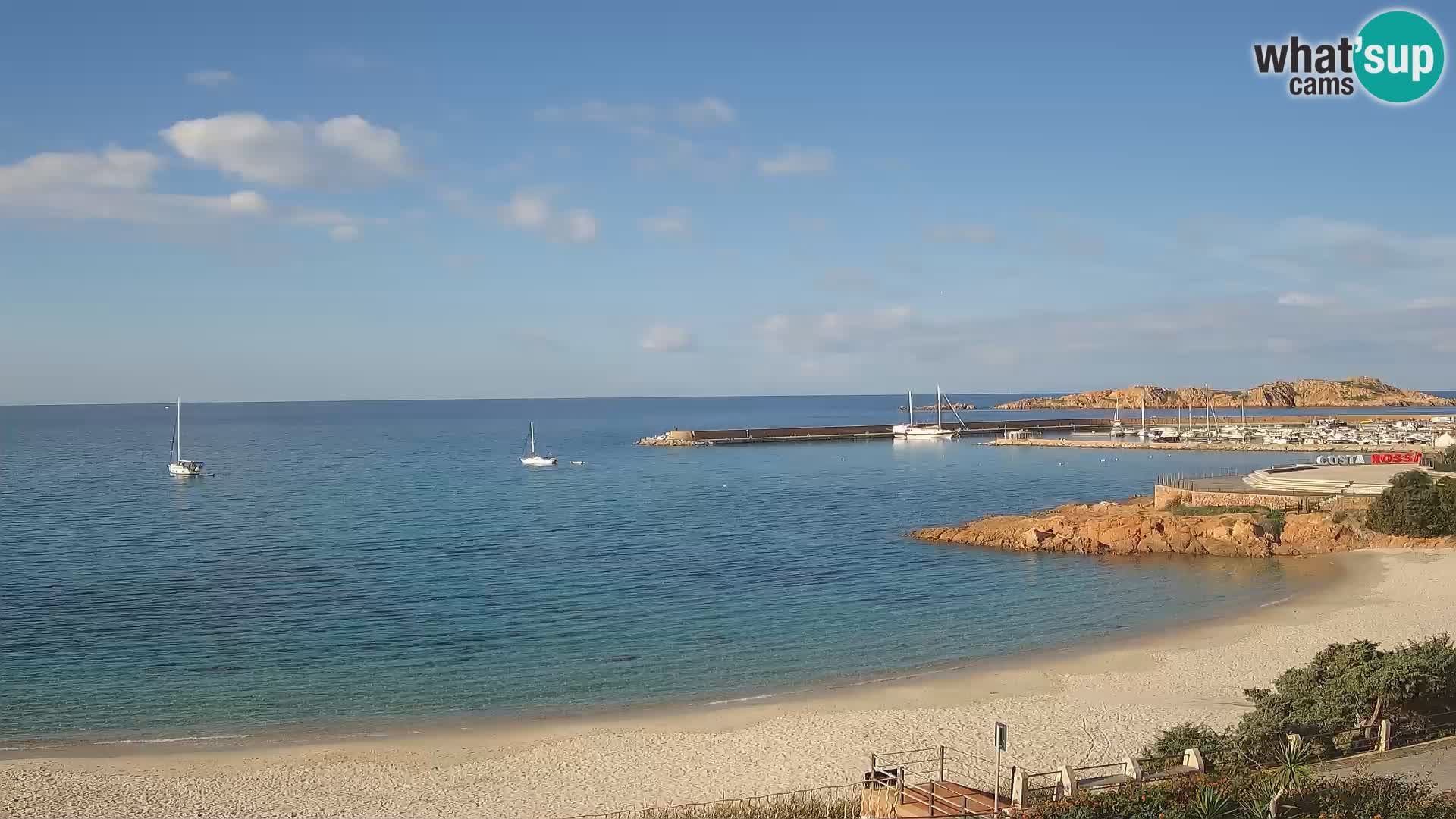 Spletna kamera plaže Isola Rossa – V živo si oglejte čudovito obalo Sardinije