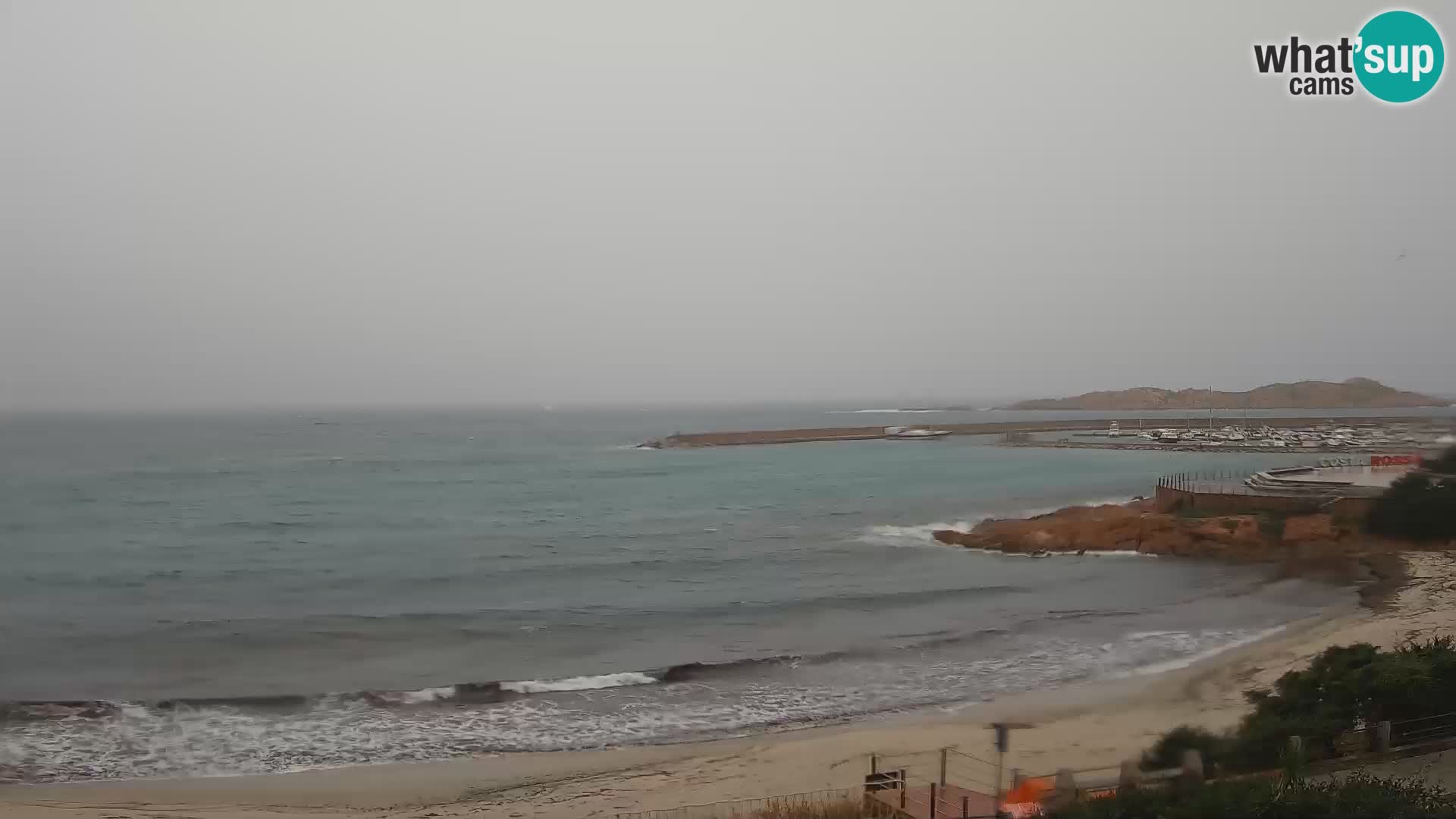 Isola Rossa Strand Webcam – Live-Ansicht der atemberaubenden Küstenlinie von Sardinien