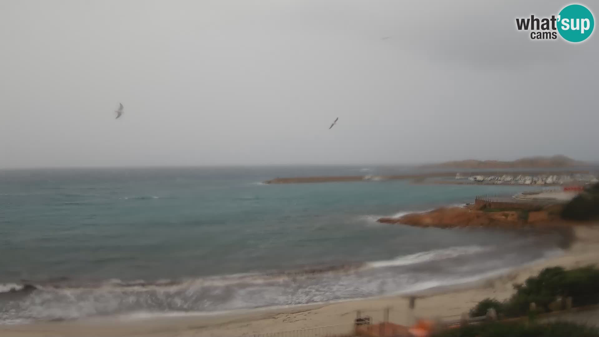 Webcam de la playa de Isola Rossa – Vista en vivo de la maravillosa costa de Cerdeña