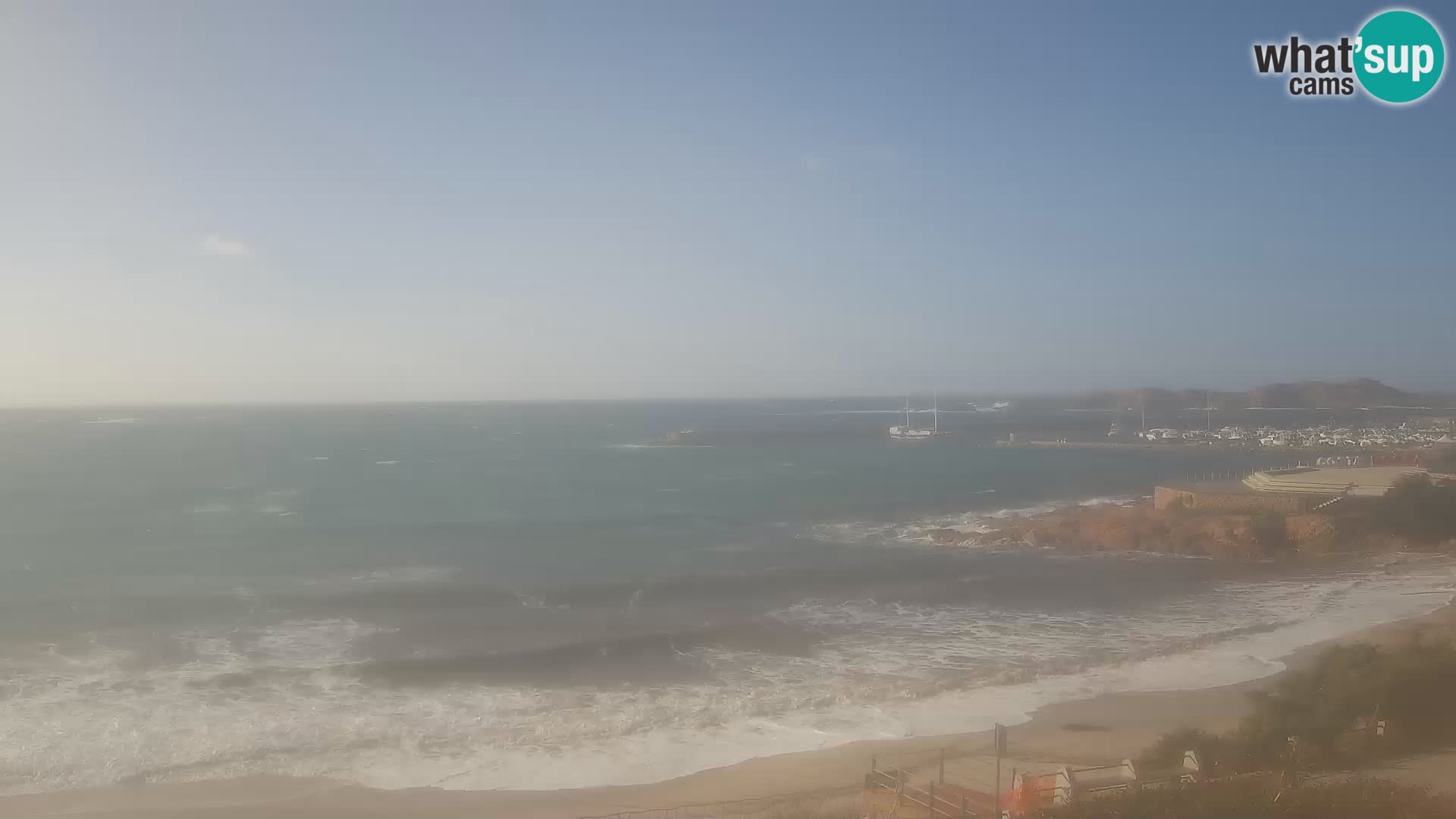 Isola Rossa Strand Webcam – Live-Ansicht der atemberaubenden Küstenlinie von Sardinien