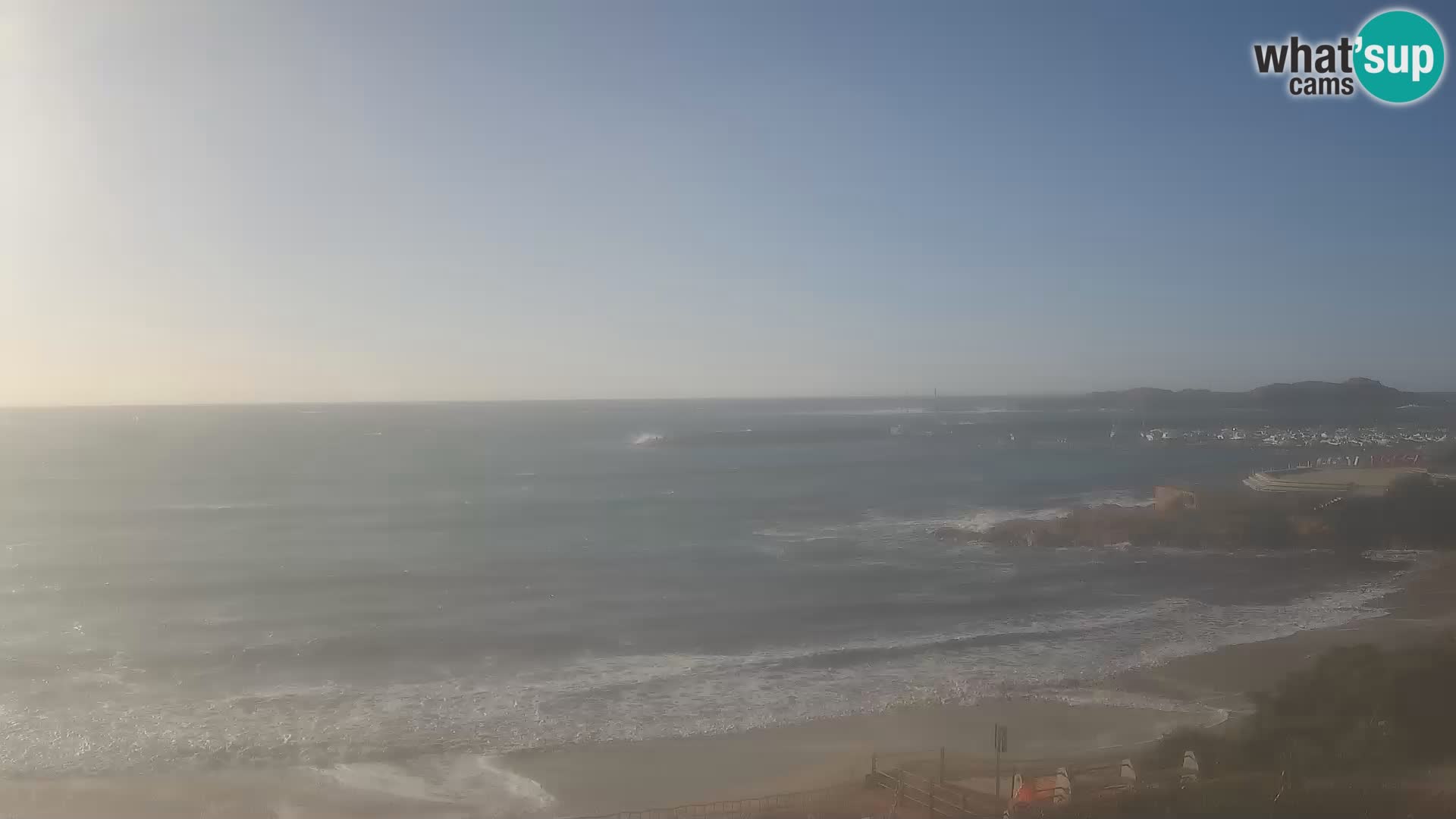 Webcam de la playa de Isola Rossa – Vista en vivo de la maravillosa costa de Cerdeña