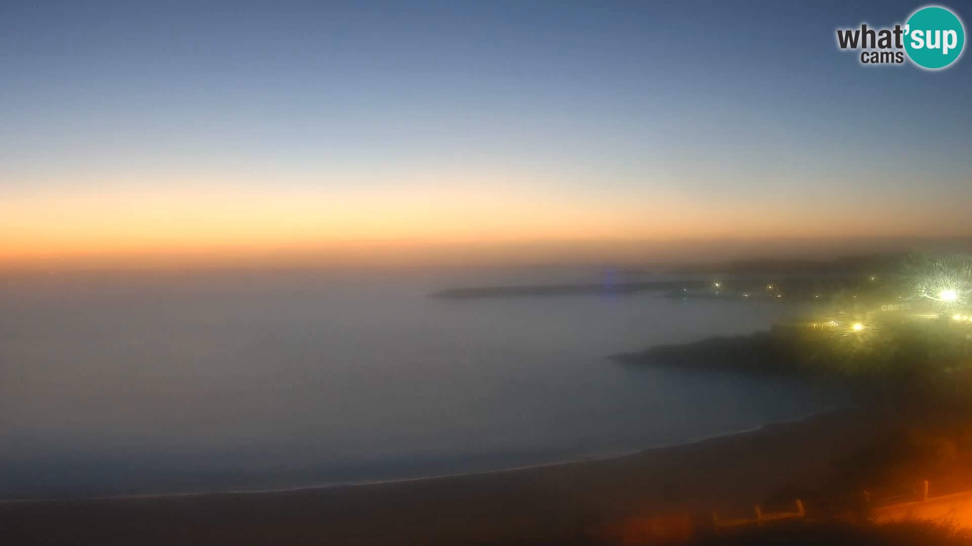 Webcam della spiaggia di Isola Rossa – Vista in diretta della meravigliosa costa della Sardegna