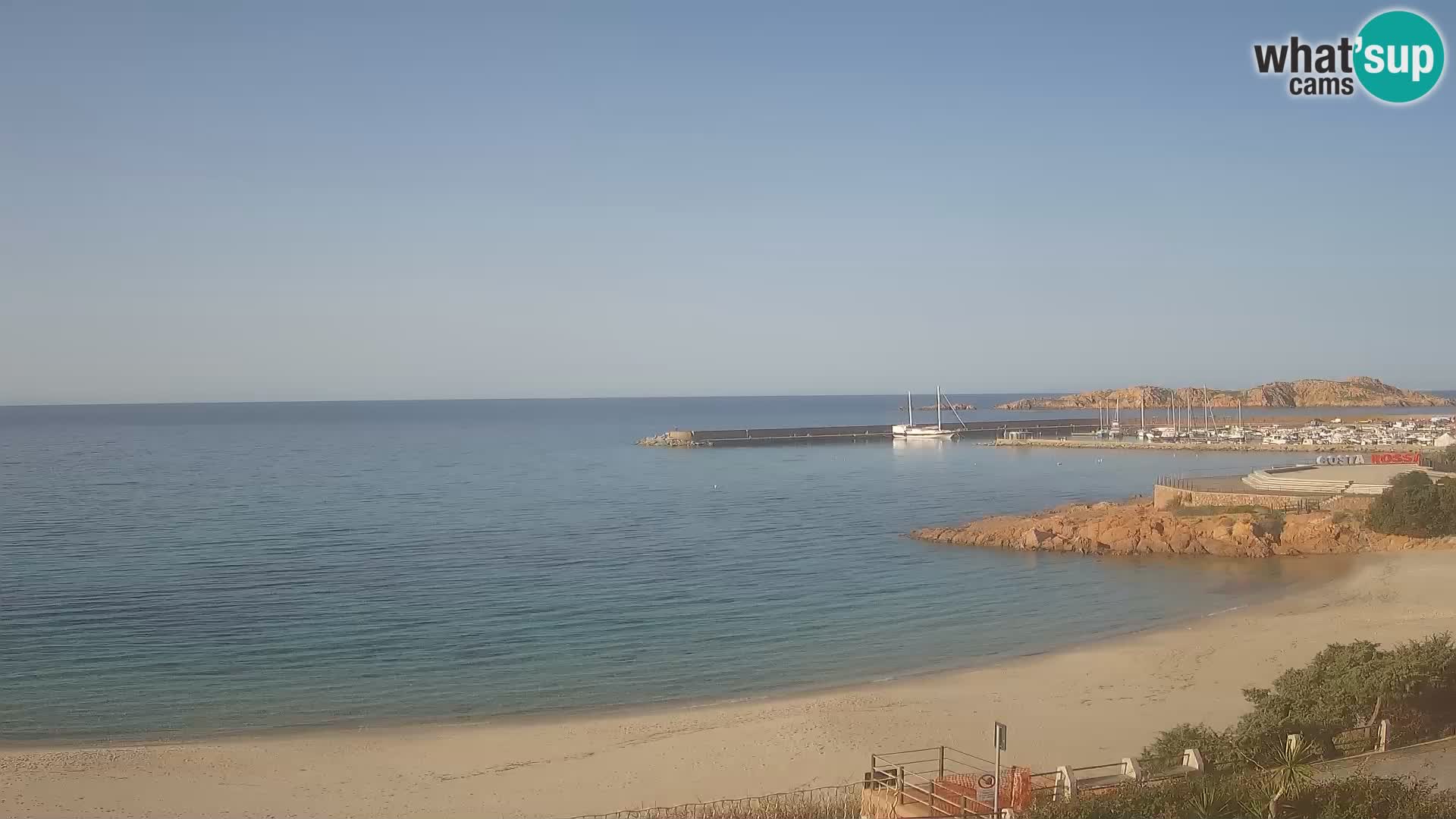 Spletna kamera plaže Isola Rossa – V živo si oglejte čudovito obalo Sardinije