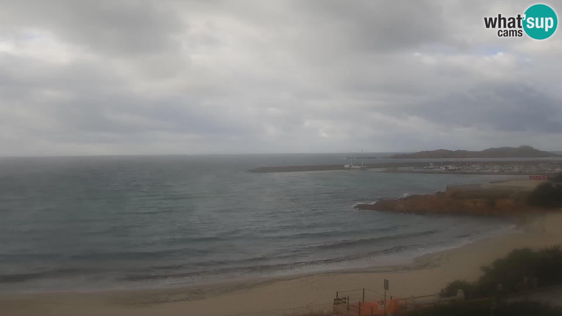 Webcam de la playa de Isola Rossa – Vista en vivo de la maravillosa costa de Cerdeña