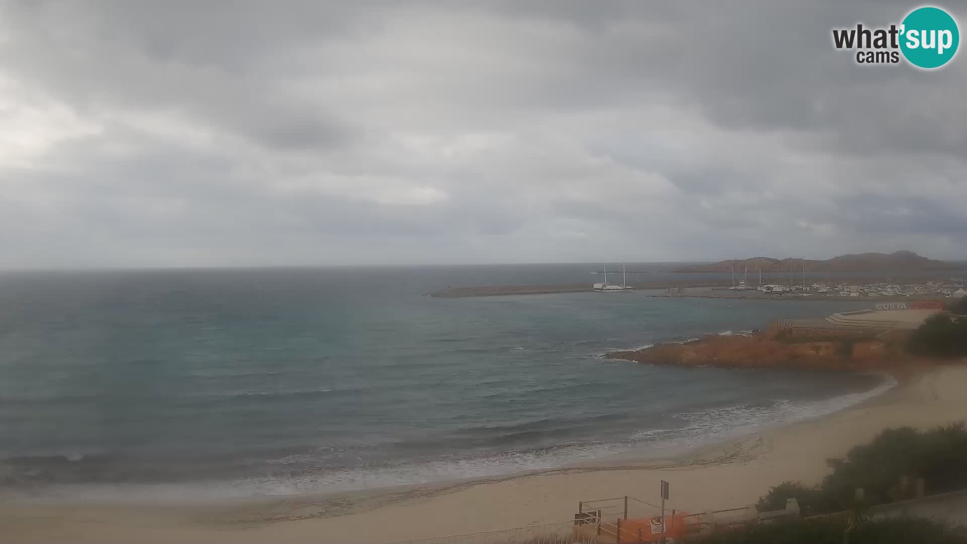 Isola Rossa Strand Webcam – Live-Ansicht der atemberaubenden Küstenlinie von Sardinien