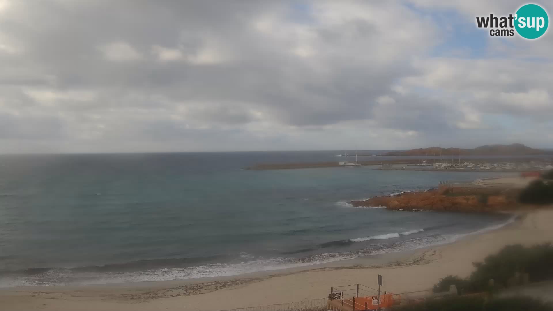 Webcam de la playa de Isola Rossa – Vista en vivo de la maravillosa costa de Cerdeña