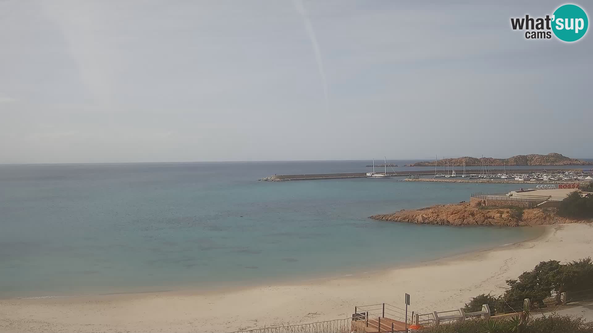 Webcam della spiaggia di Isola Rossa – Vista in diretta della meravigliosa costa della Sardegna