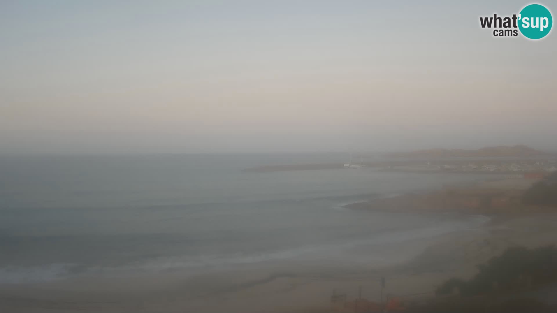 Webcam de la plage d’Isola Rossa – Vue en direct de la magnifique côte de la Sardaigne