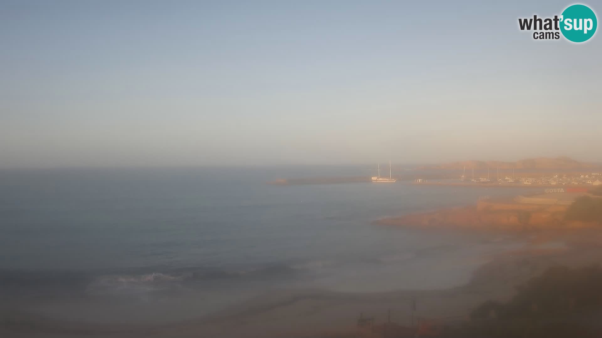 Isola Rossa Strand Webcam – Live-Ansicht der atemberaubenden Küstenlinie von Sardinien