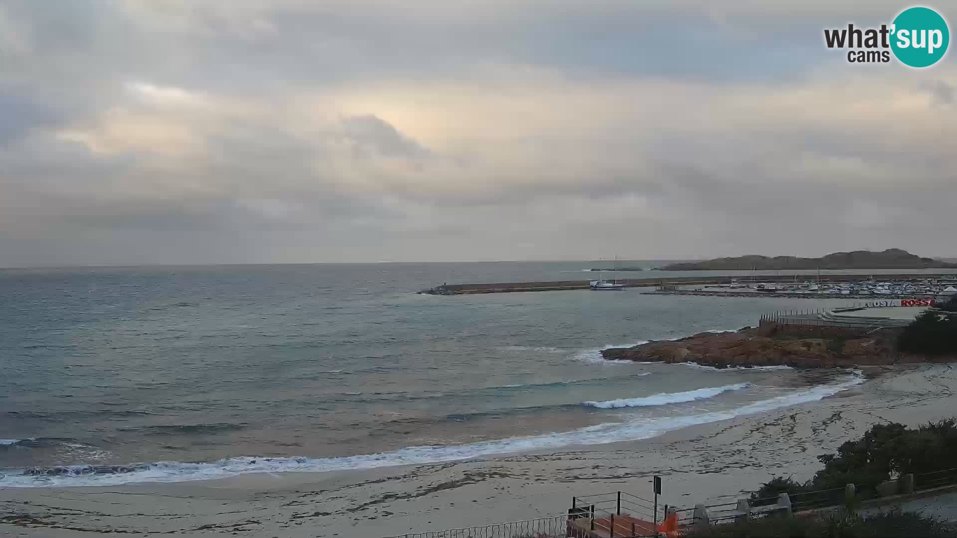 Isola Rossa Strand Webcam – Live-Ansicht der atemberaubenden Küstenlinie von Sardinien