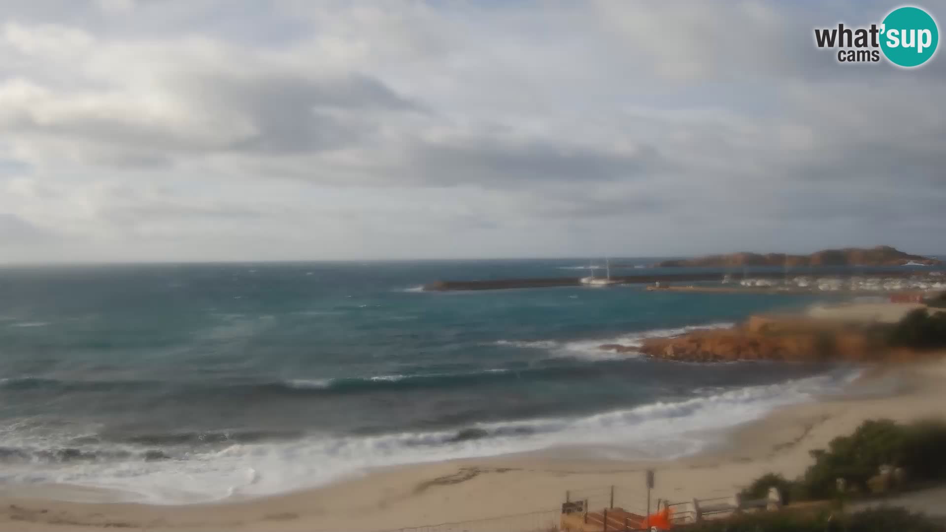 Webcam de la playa de Isola Rossa – Vista en vivo de la maravillosa costa de Cerdeña