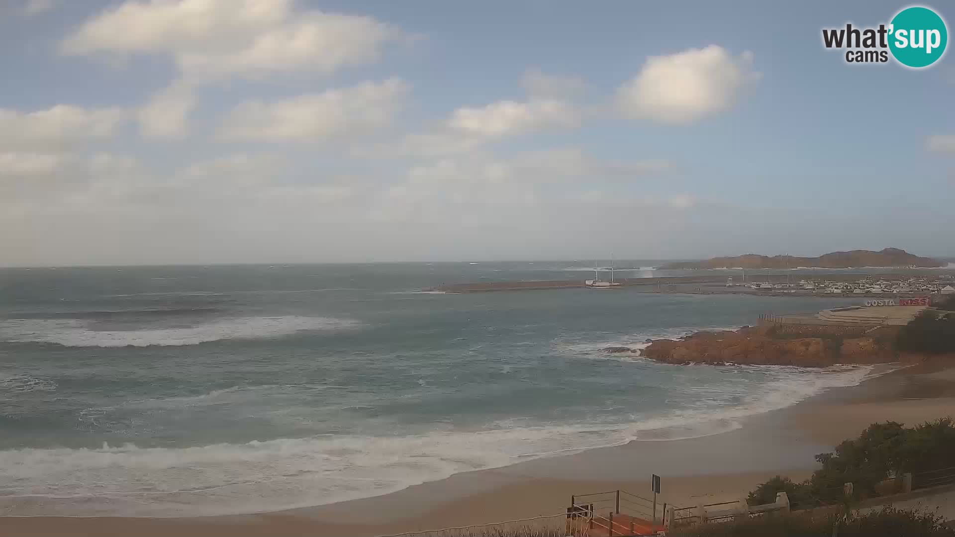 Isola Rossa Strand Webcam – Live-Ansicht der atemberaubenden Küstenlinie von Sardinien