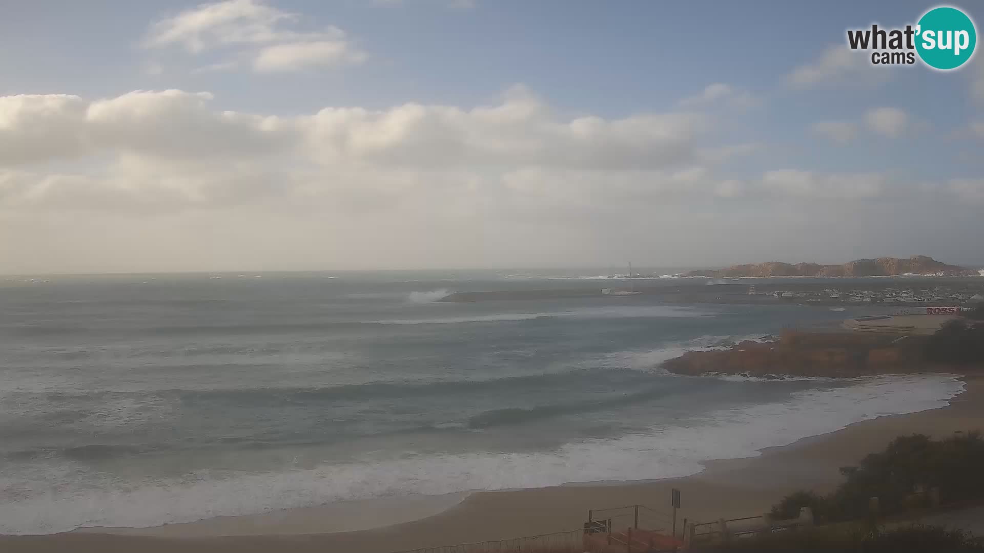 Webcam de la plage d’Isola Rossa – Vue en direct de la magnifique côte de la Sardaigne