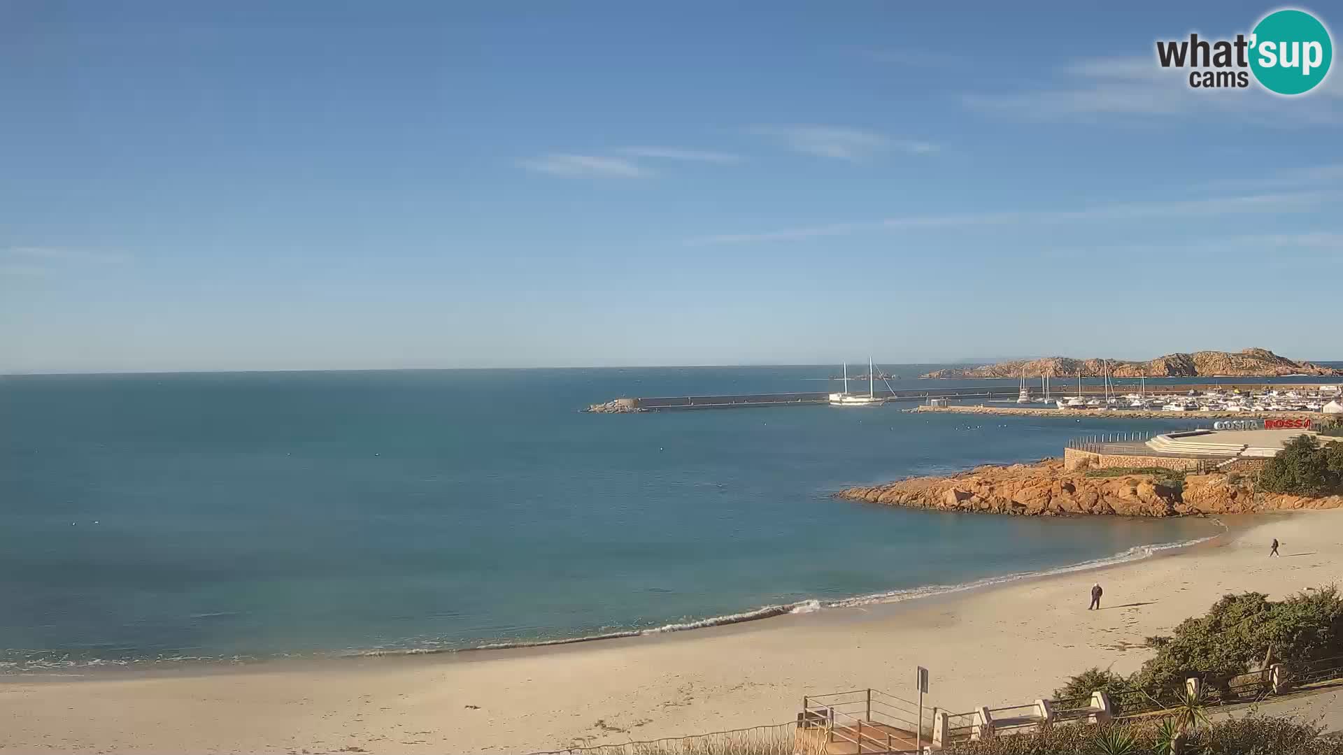 Webcam della spiaggia di Isola Rossa – Vista in diretta della meravigliosa costa della Sardegna