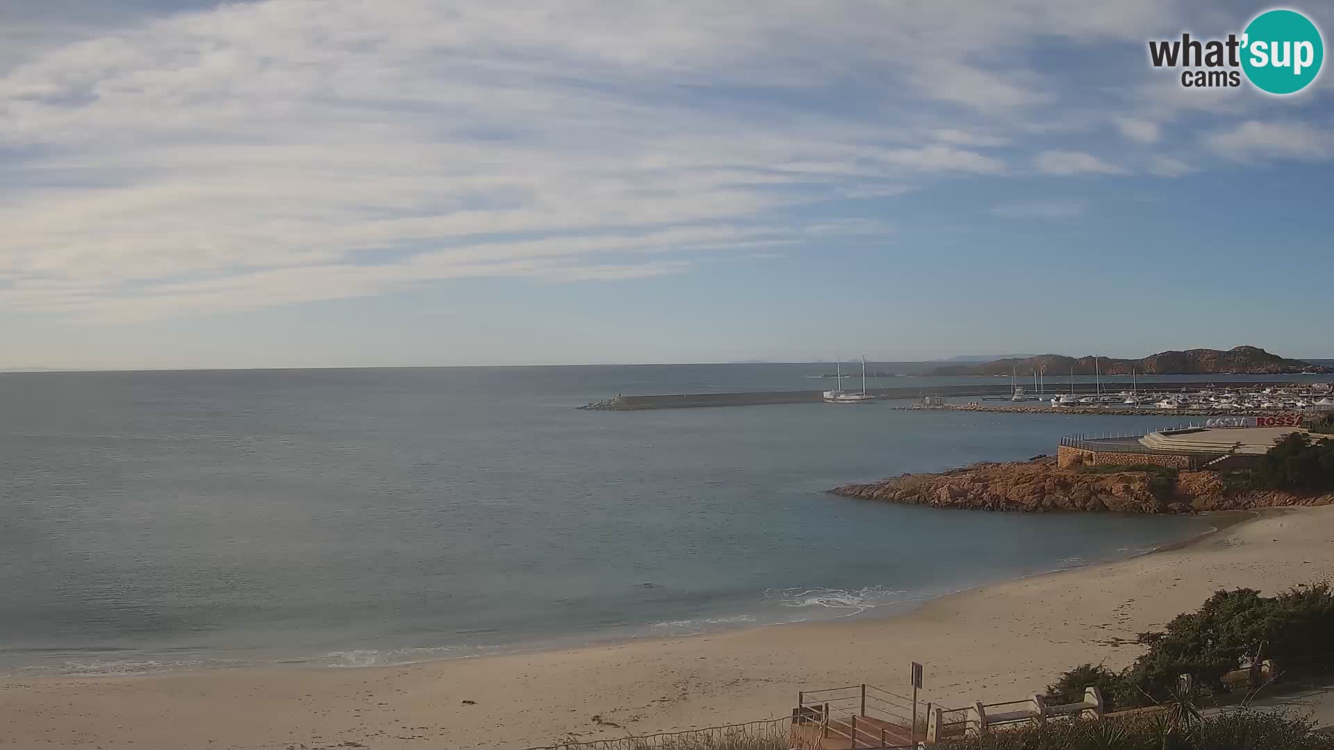 Webcam de la plage d’Isola Rossa – Vue en direct de la magnifique côte de la Sardaigne