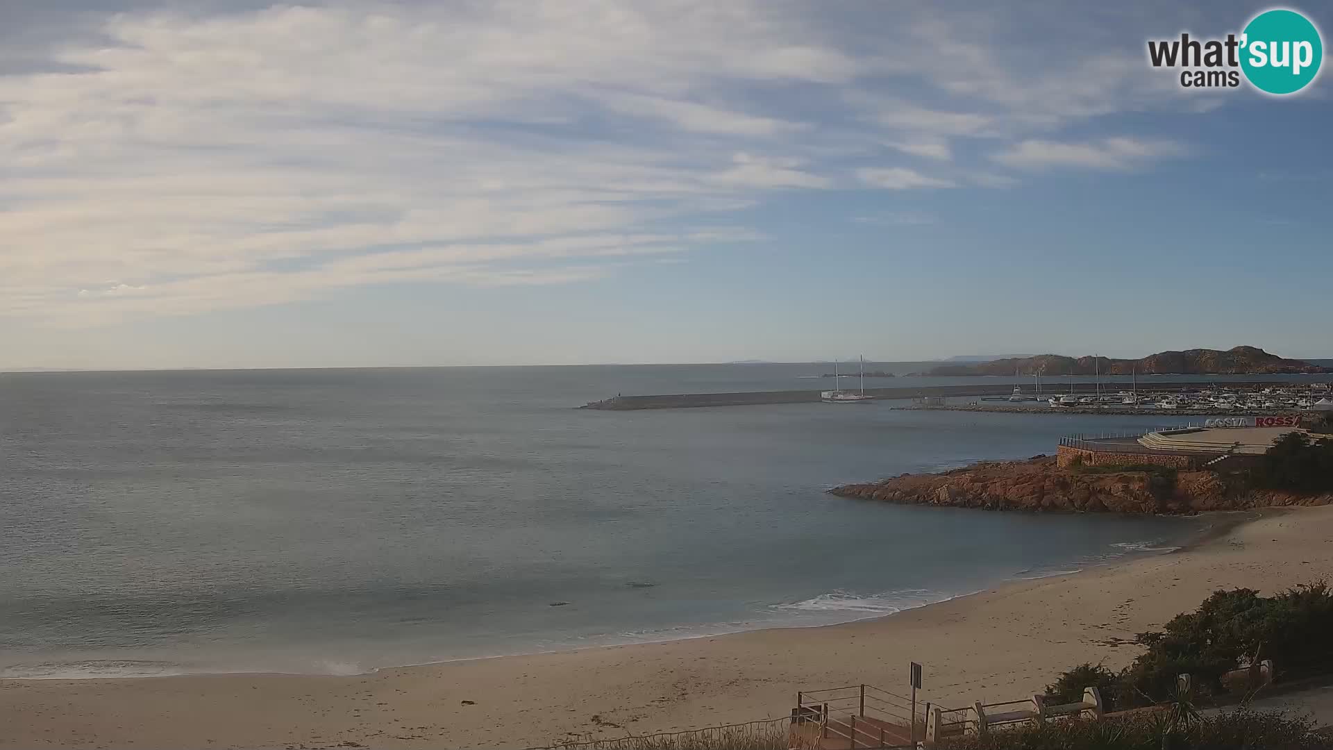 Beach Isola Rossa Webcam – Live View of Sardegna’s Stunning Shoreline