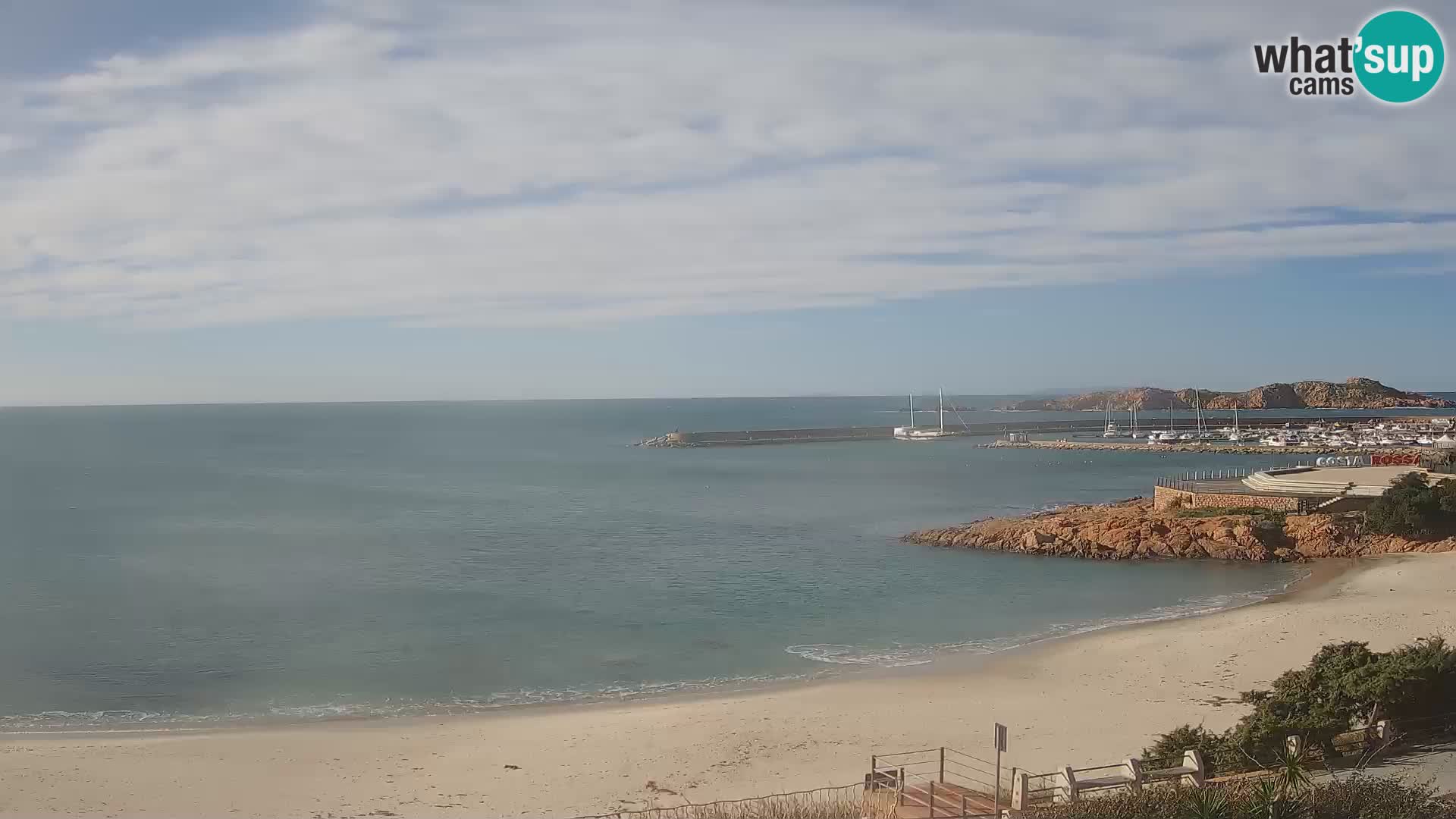 Beach Isola Rossa Webcam – Live View of Sardegna’s Stunning Shoreline