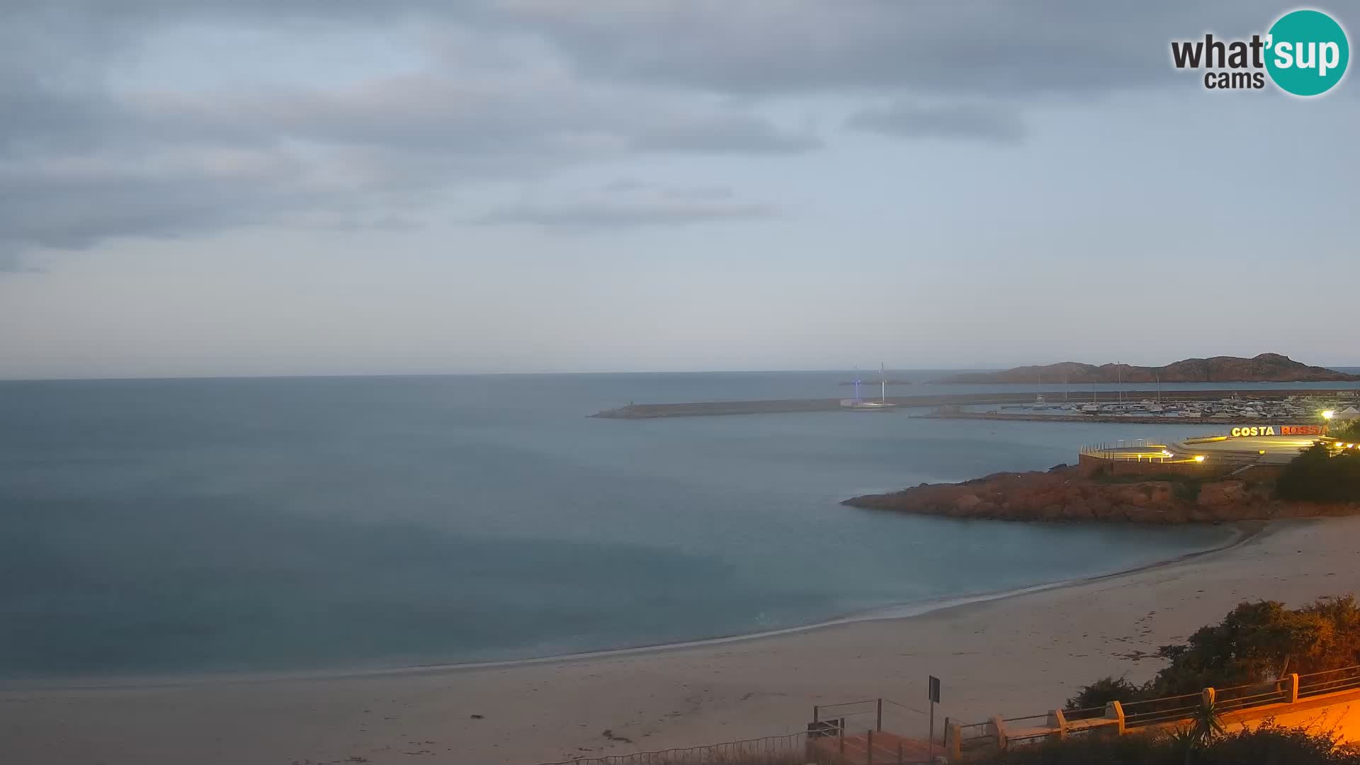 Webcam de la plage d’Isola Rossa – Vue en direct de la magnifique côte de la Sardaigne