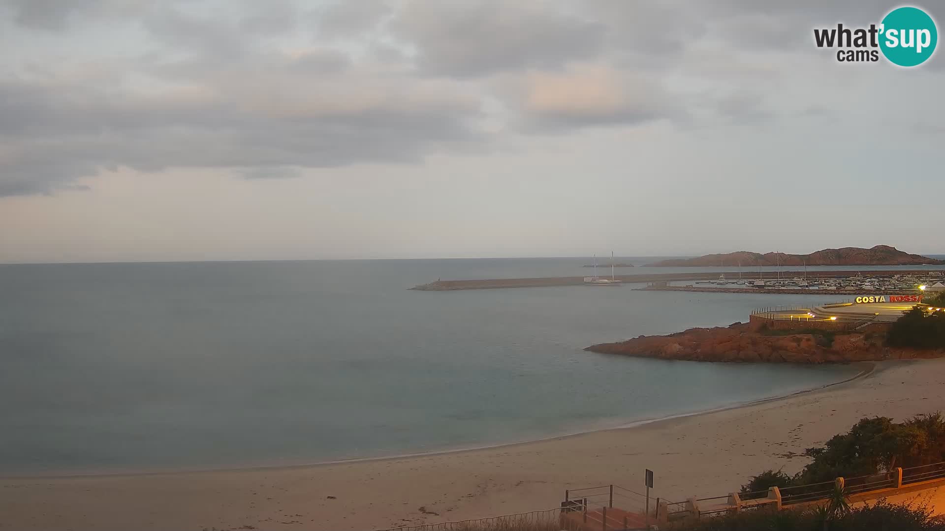 Webcam de la plage d’Isola Rossa – Vue en direct de la magnifique côte de la Sardaigne