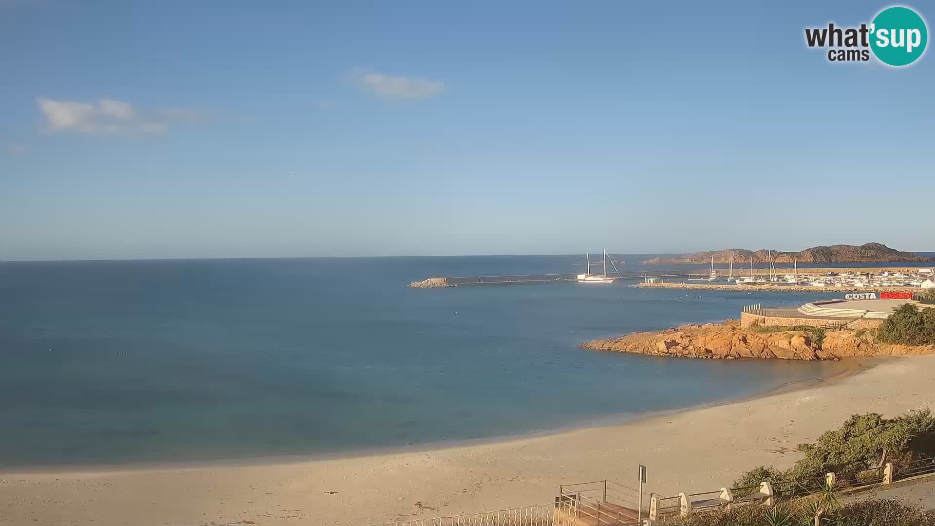 Webcam de la plage d’Isola Rossa – Vue en direct de la magnifique côte de la Sardaigne