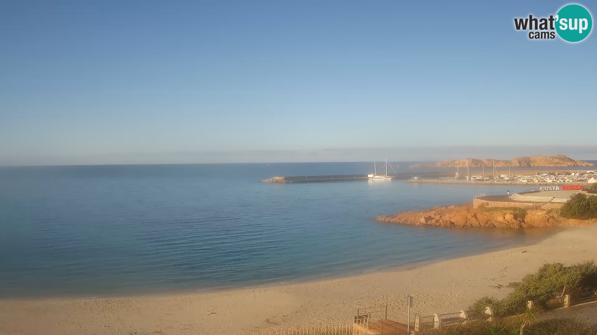 Isola Rossa Strand Webcam – Live-Ansicht der atemberaubenden Küstenlinie von Sardinien