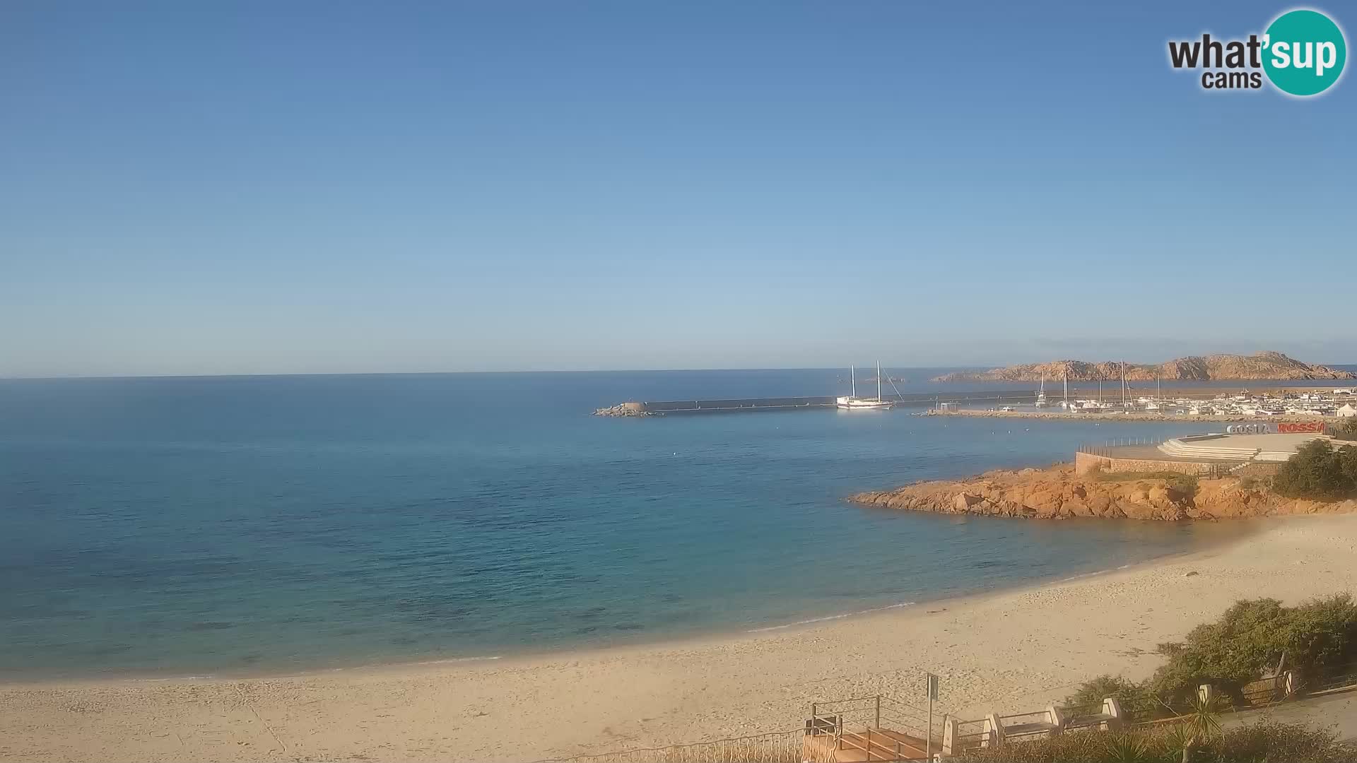 Isola Rossa Strand Webcam – Live-Ansicht der atemberaubenden Küstenlinie von Sardinien